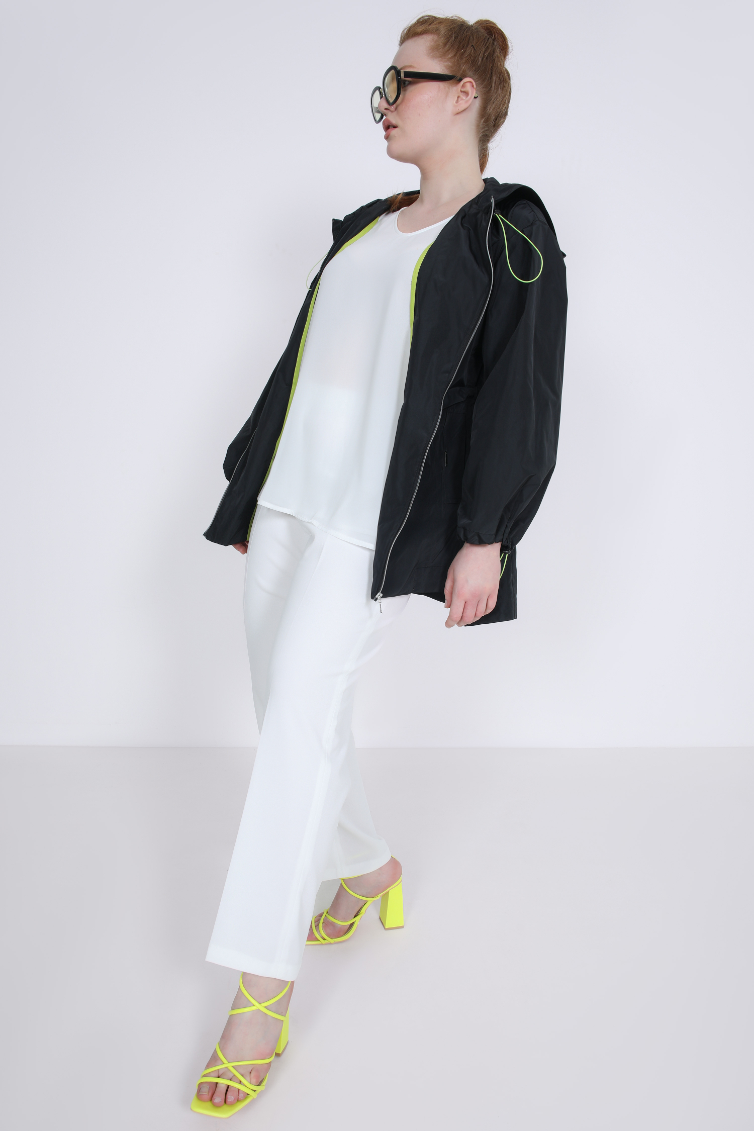 veste unie style coupe-vent avec capuche 