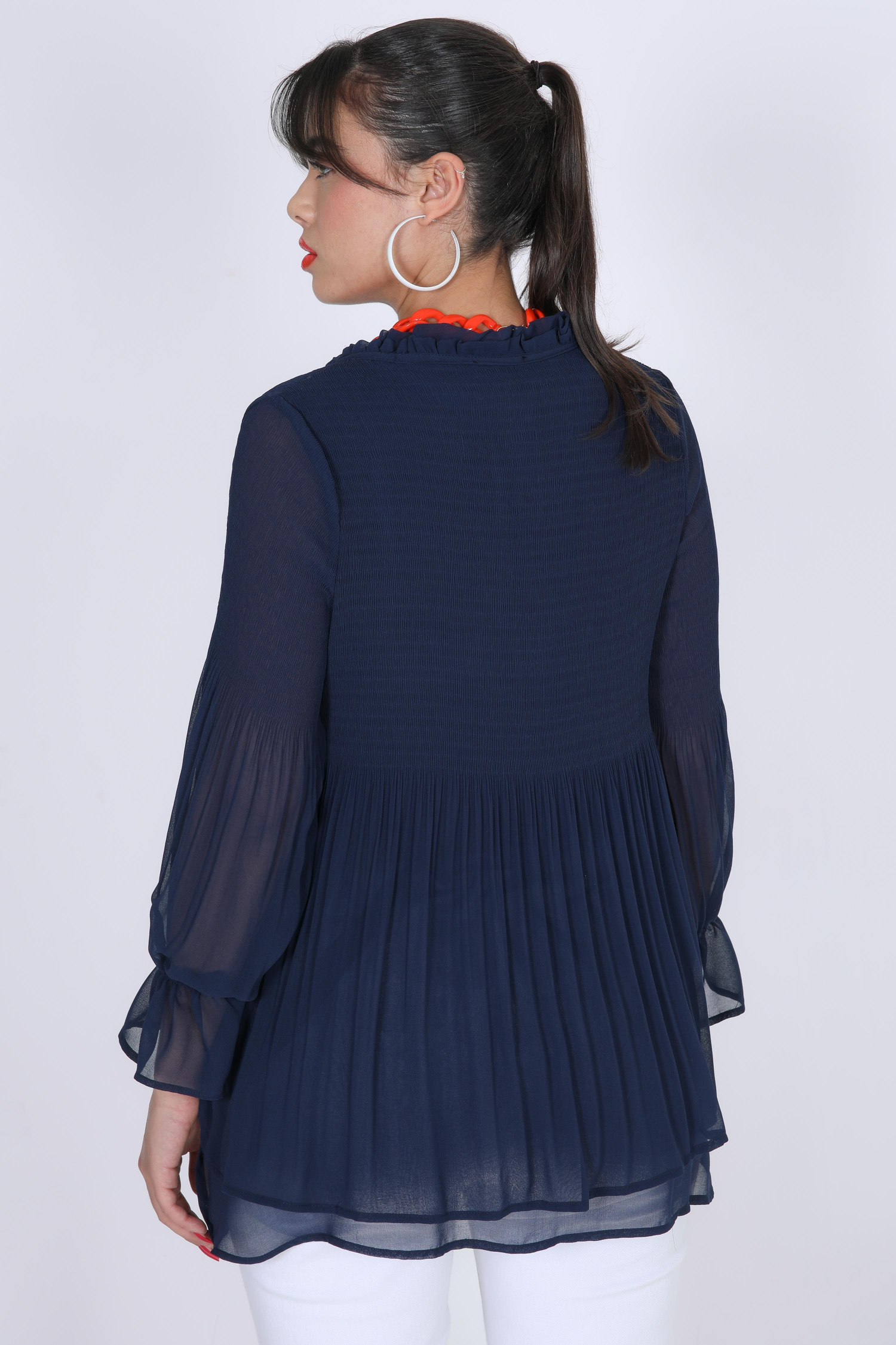 Blouse plissée en voile unie  
