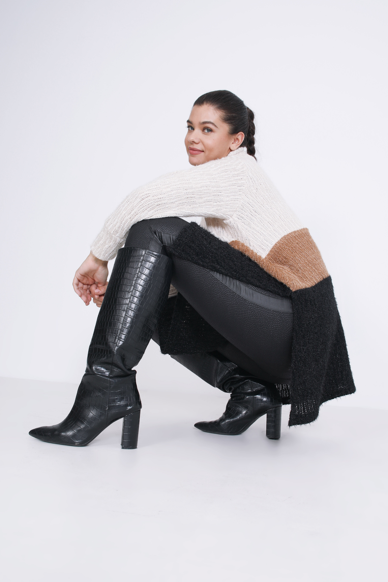 Pull long en maille tricolore 