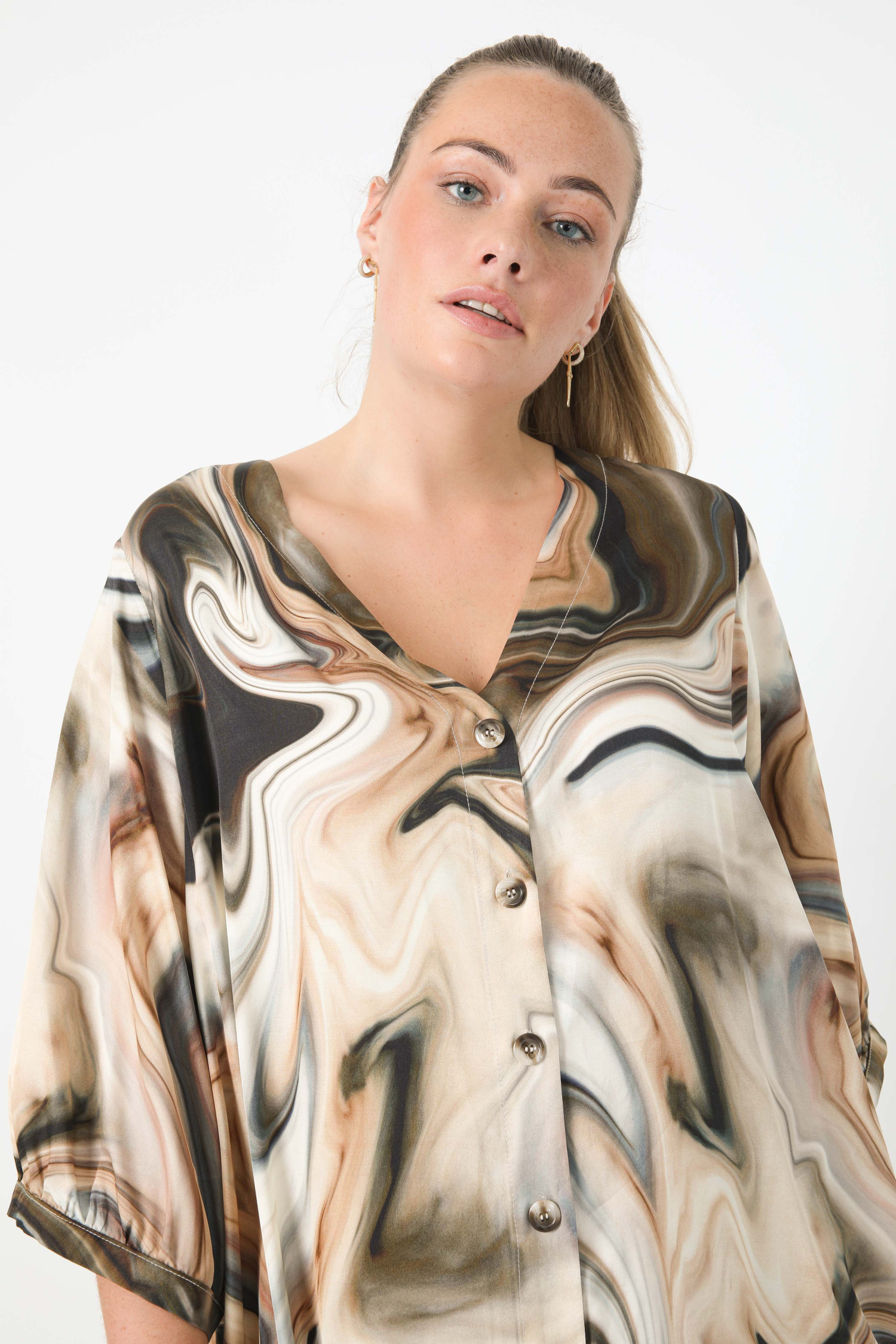 Eco-responsible printed satin shirt dress
