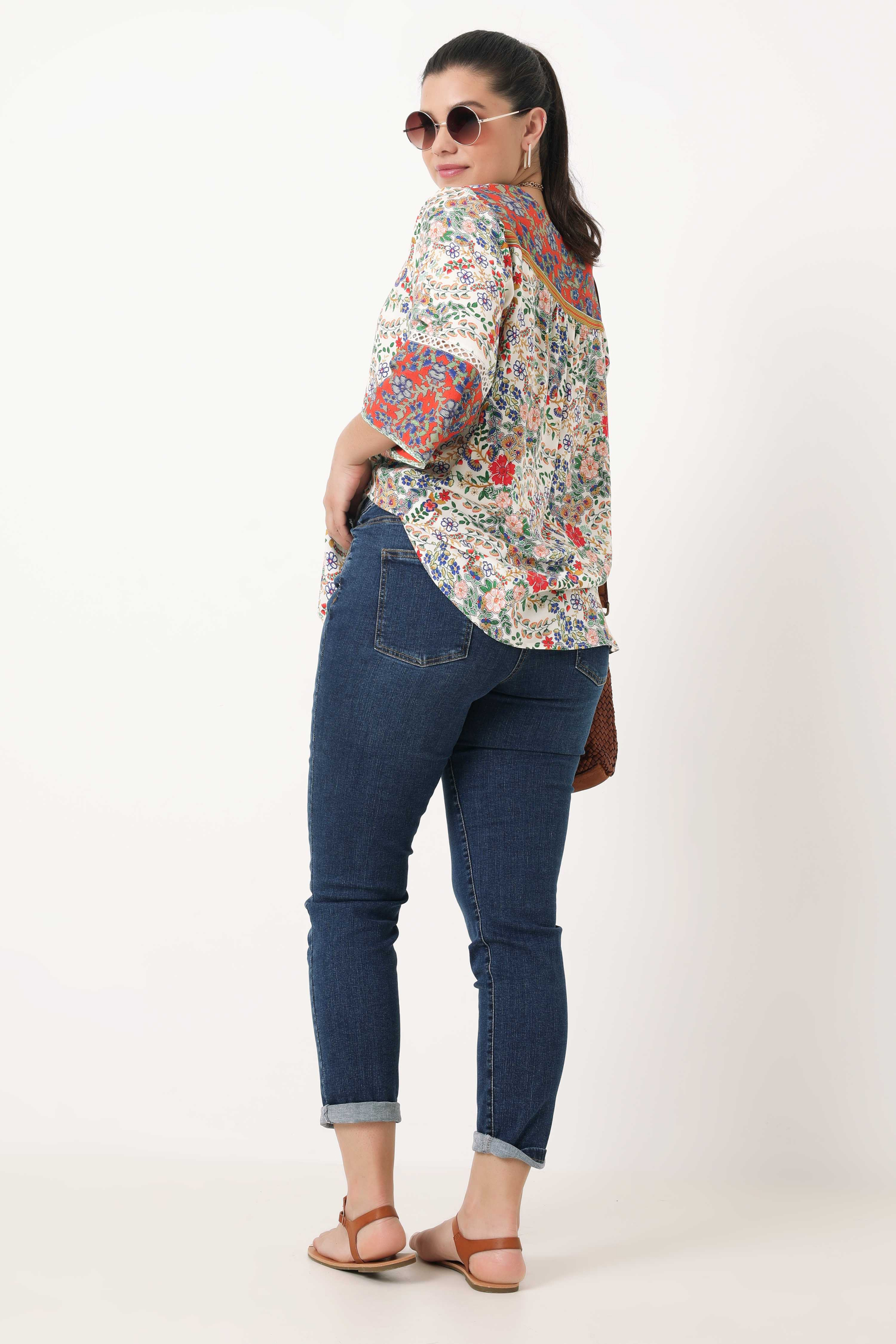 Blouse en imprimé avec galon aux manches