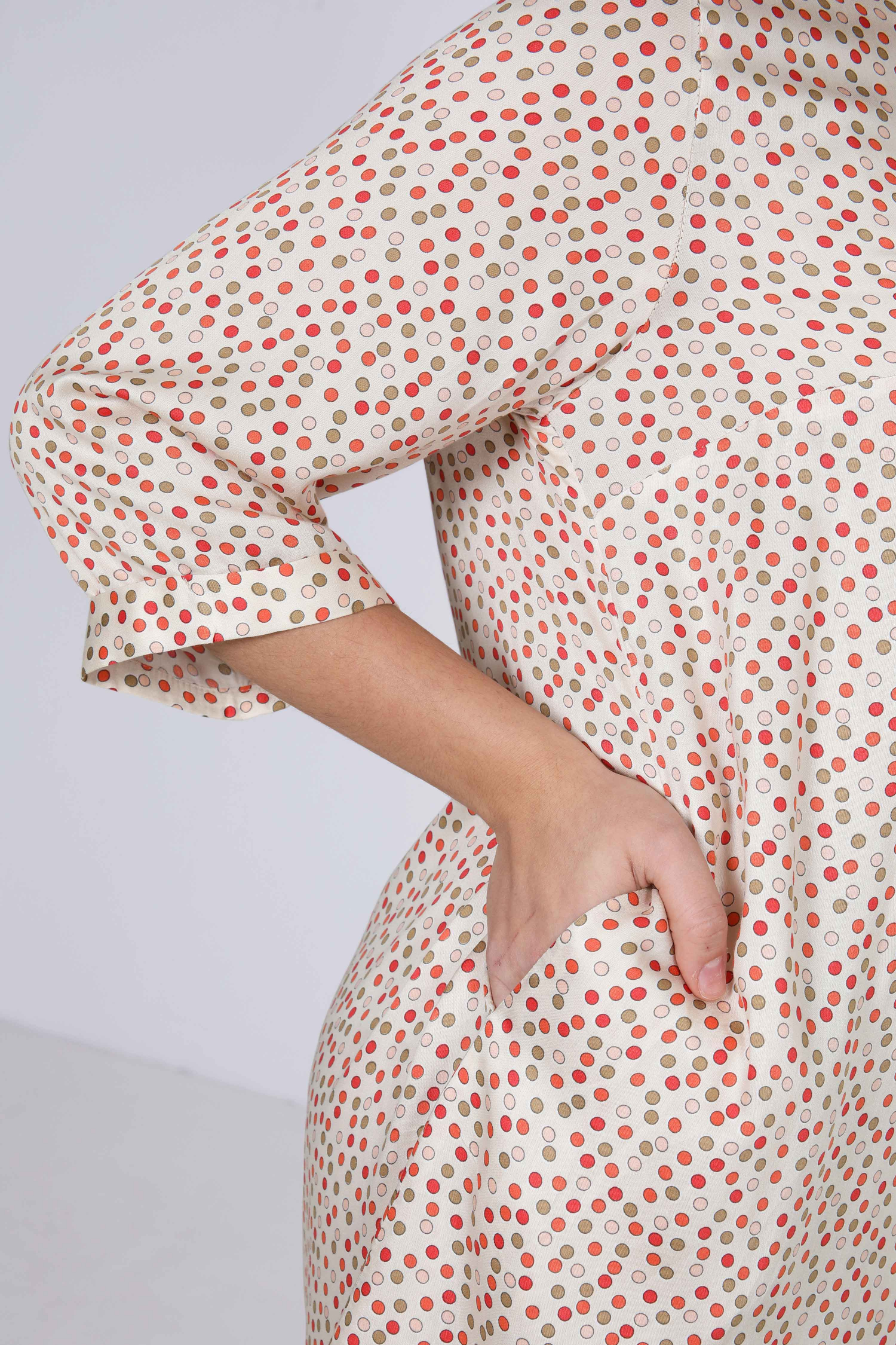 Robe imprimé à pois effet satiné