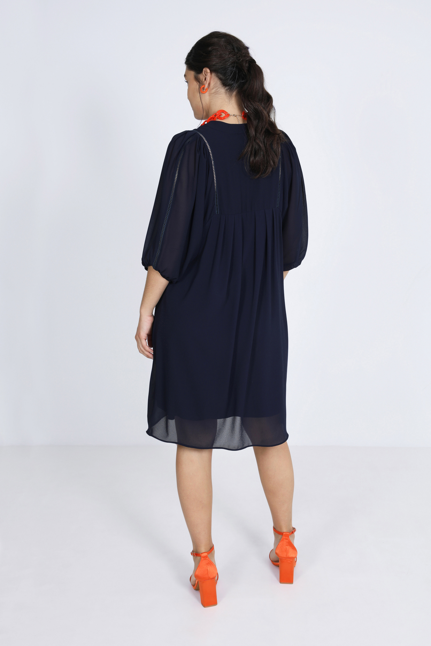 Lined dress in plain voile