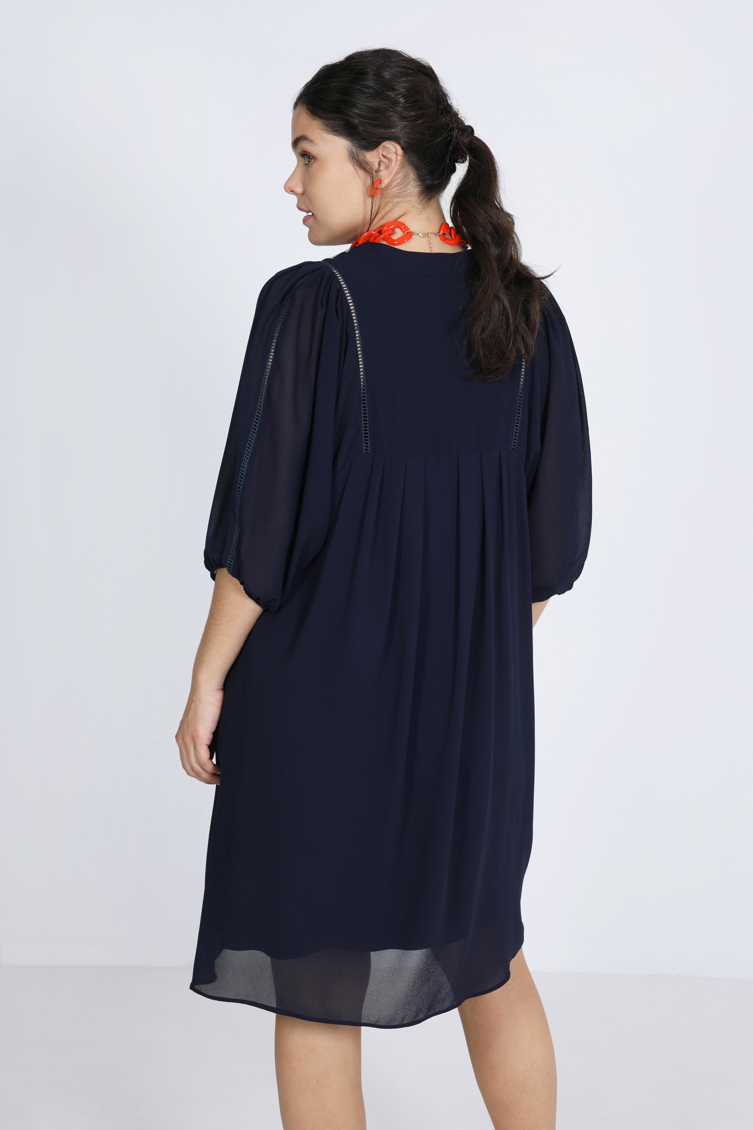 Lined dress in plain voile