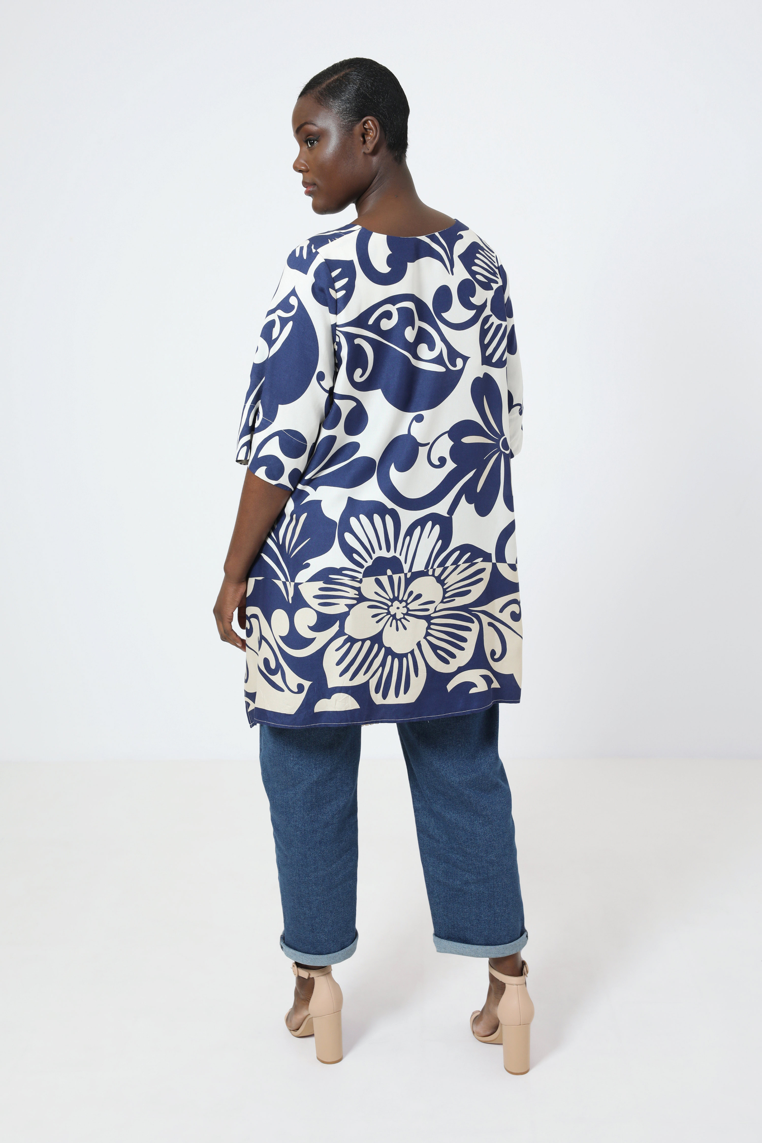 Trapeze tunic in print with a base