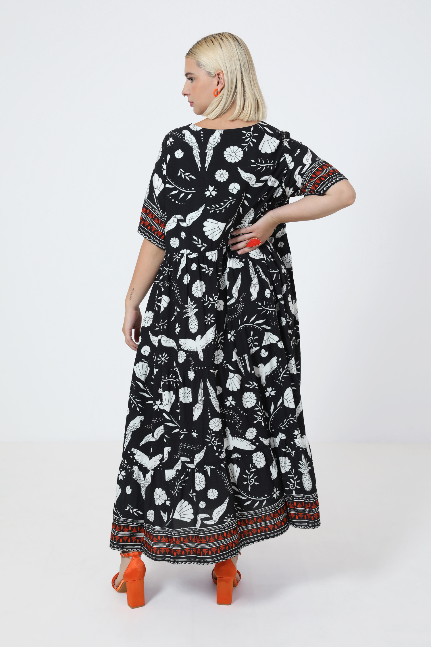 Long dress in print with a base