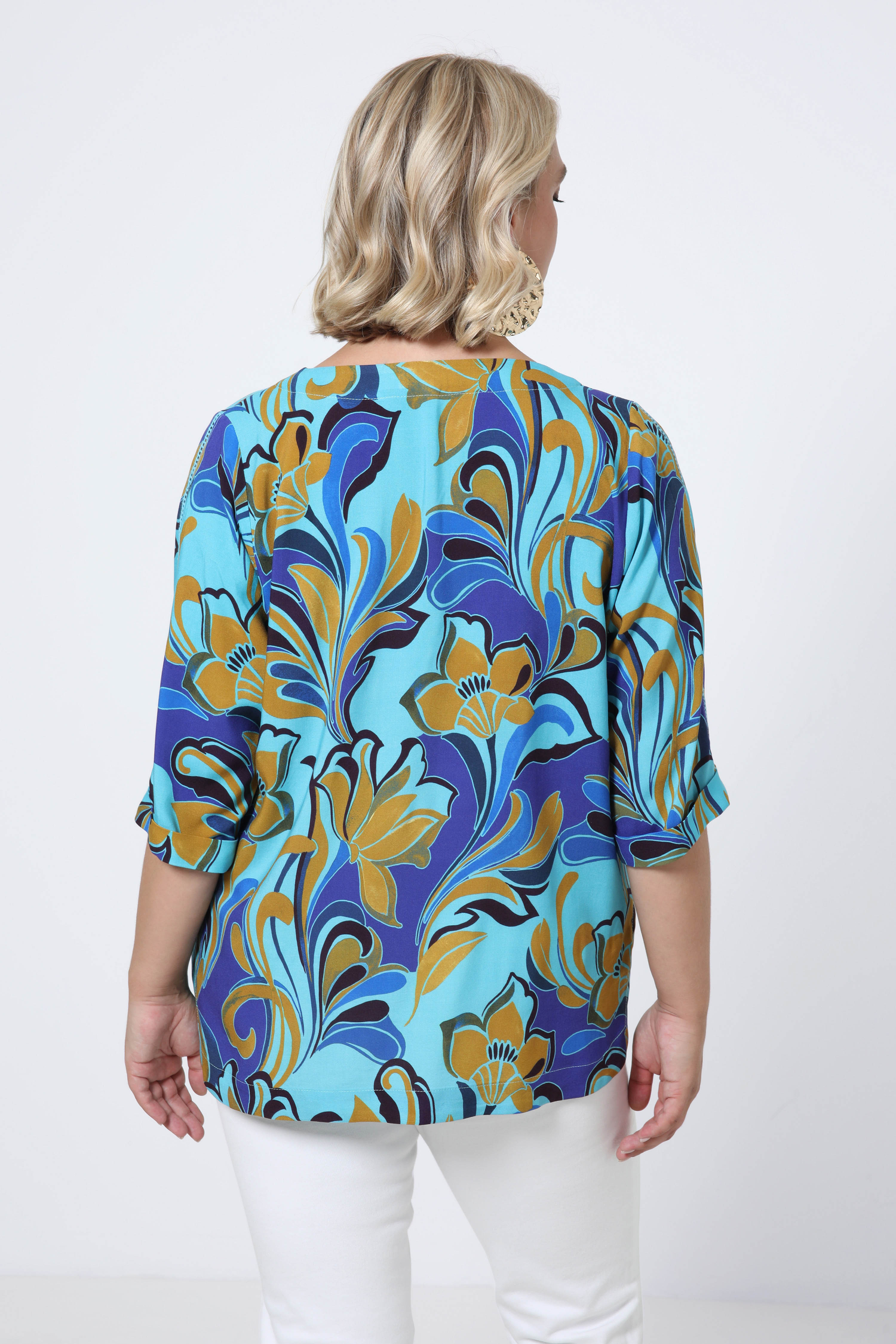 Printed blouse with braid