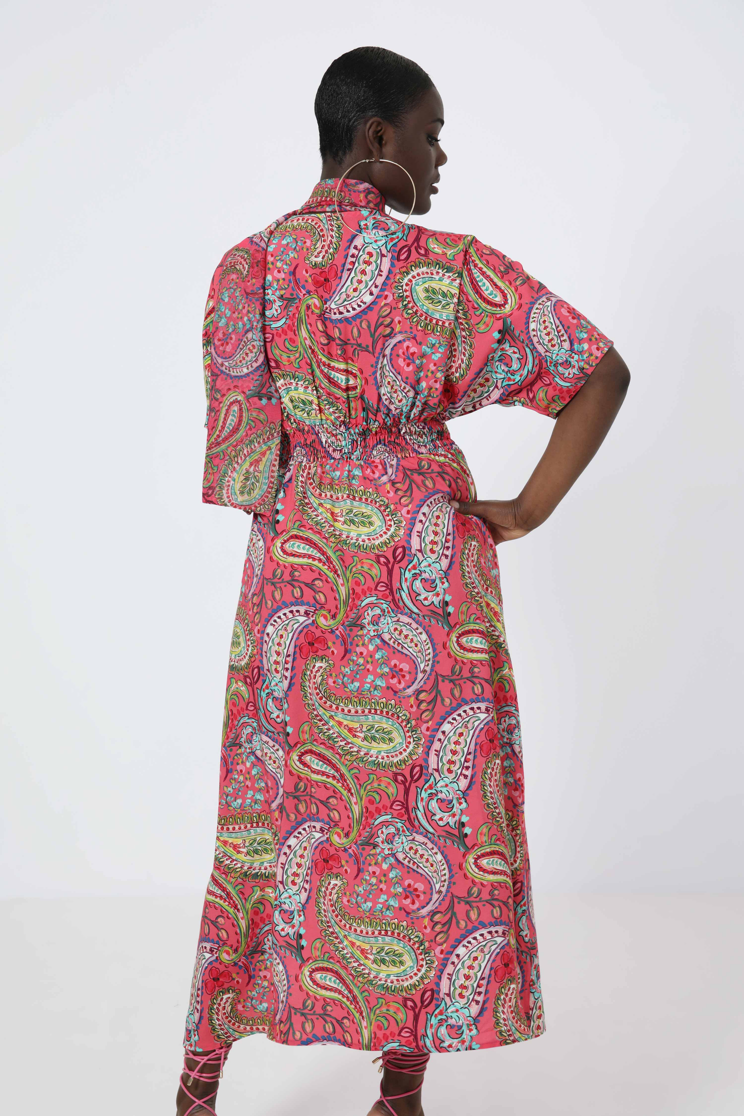 Robe longue avec taille smockée