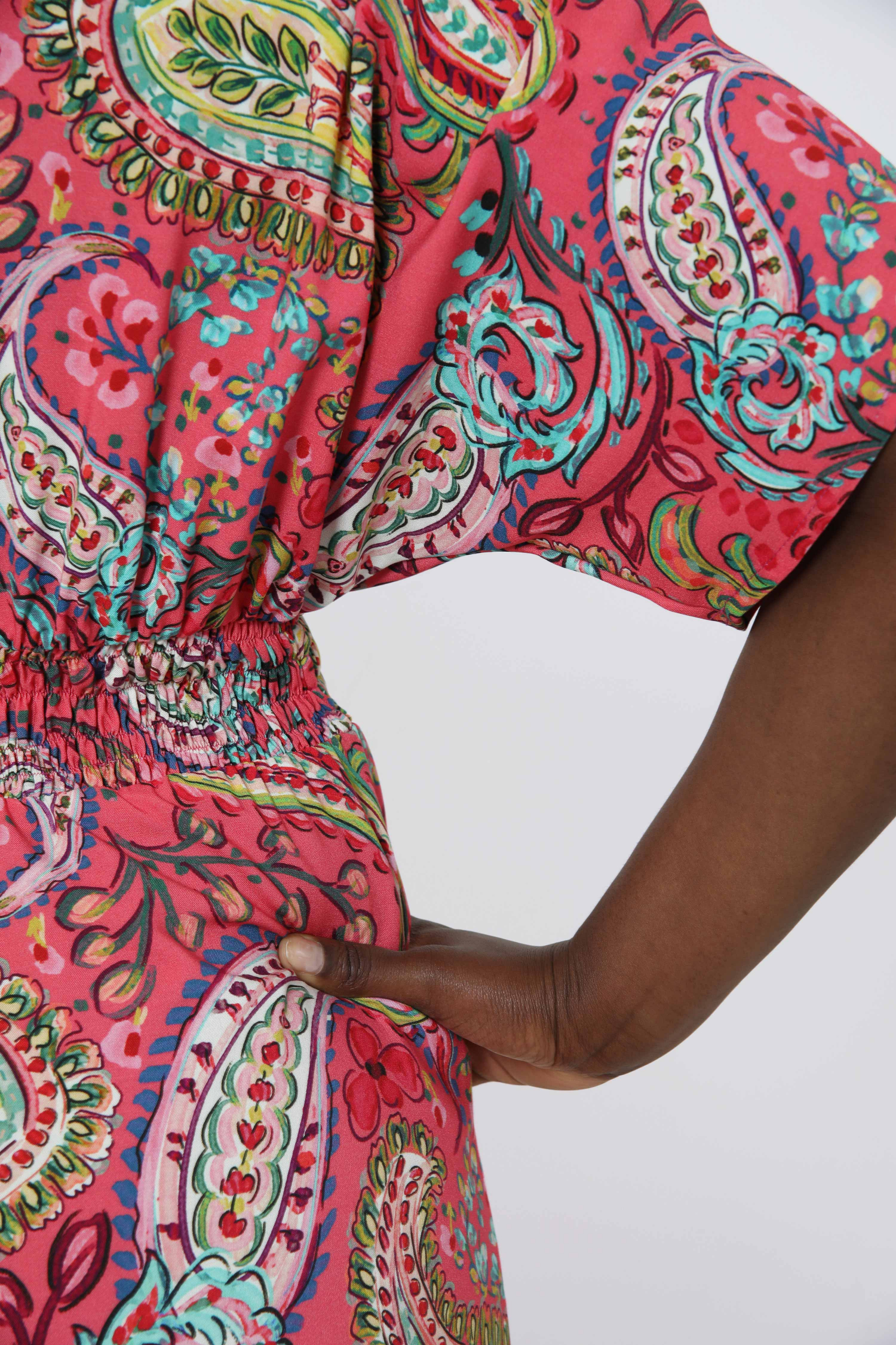 Robe longue avec taille smockée