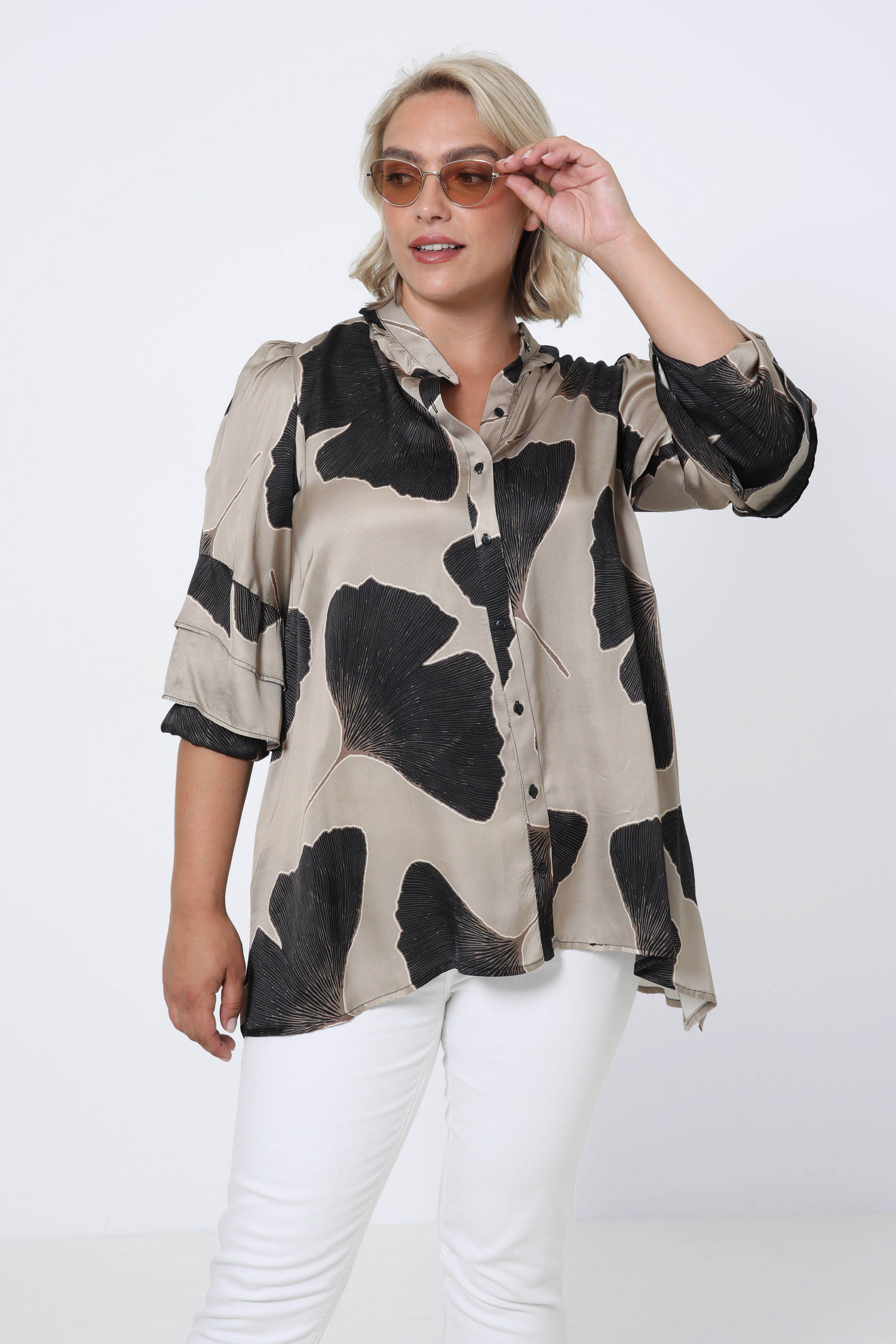 Satin-effect printed blouse