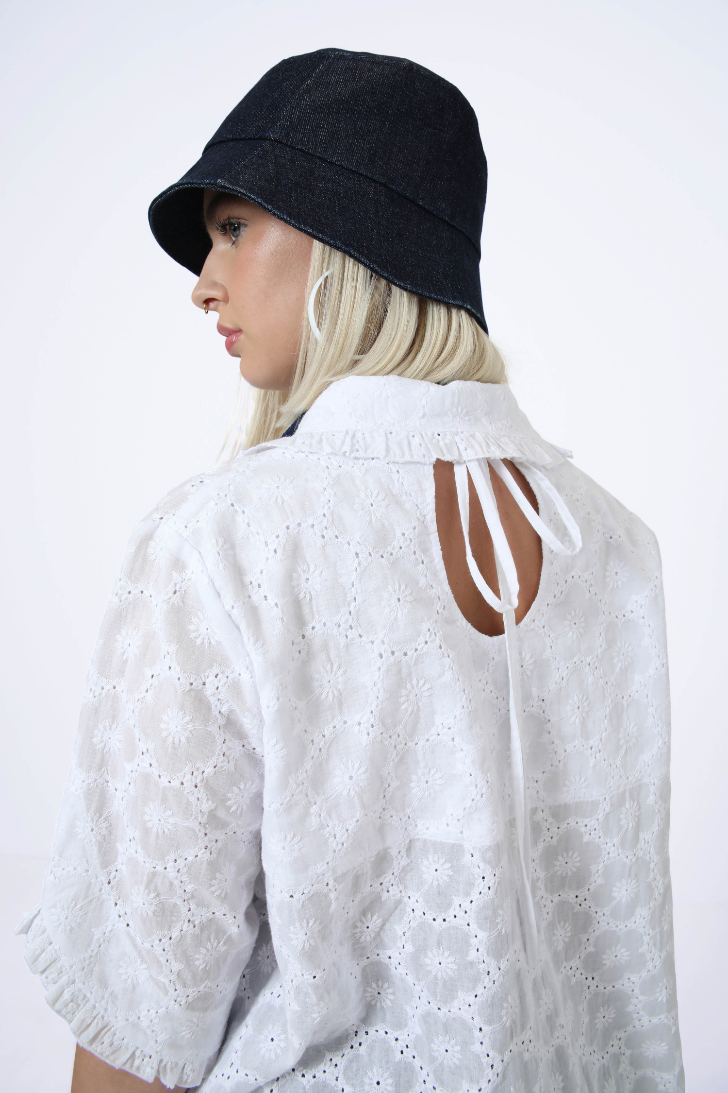 Plain English embroidery long shirt