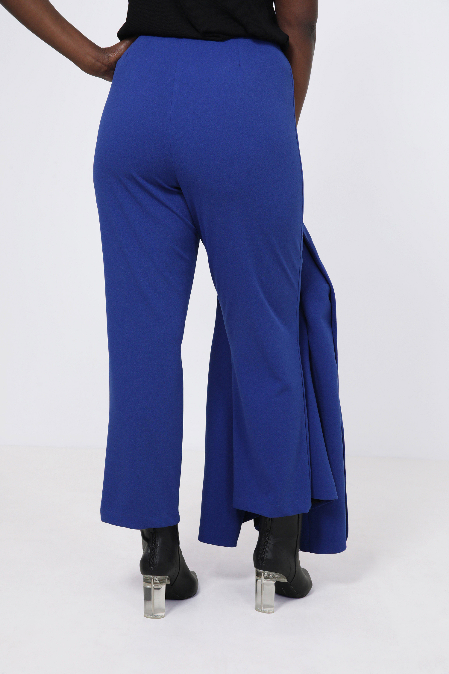 Pantalon tailleur droit uni