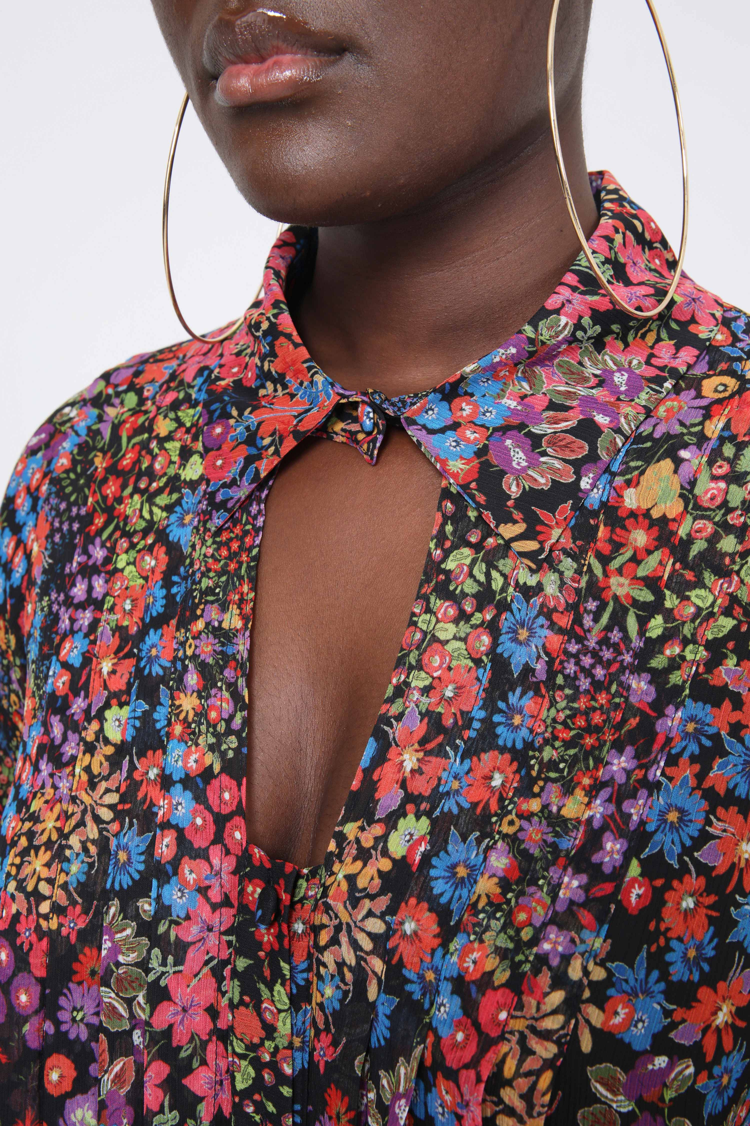 Printed voile shirt with flat pleats