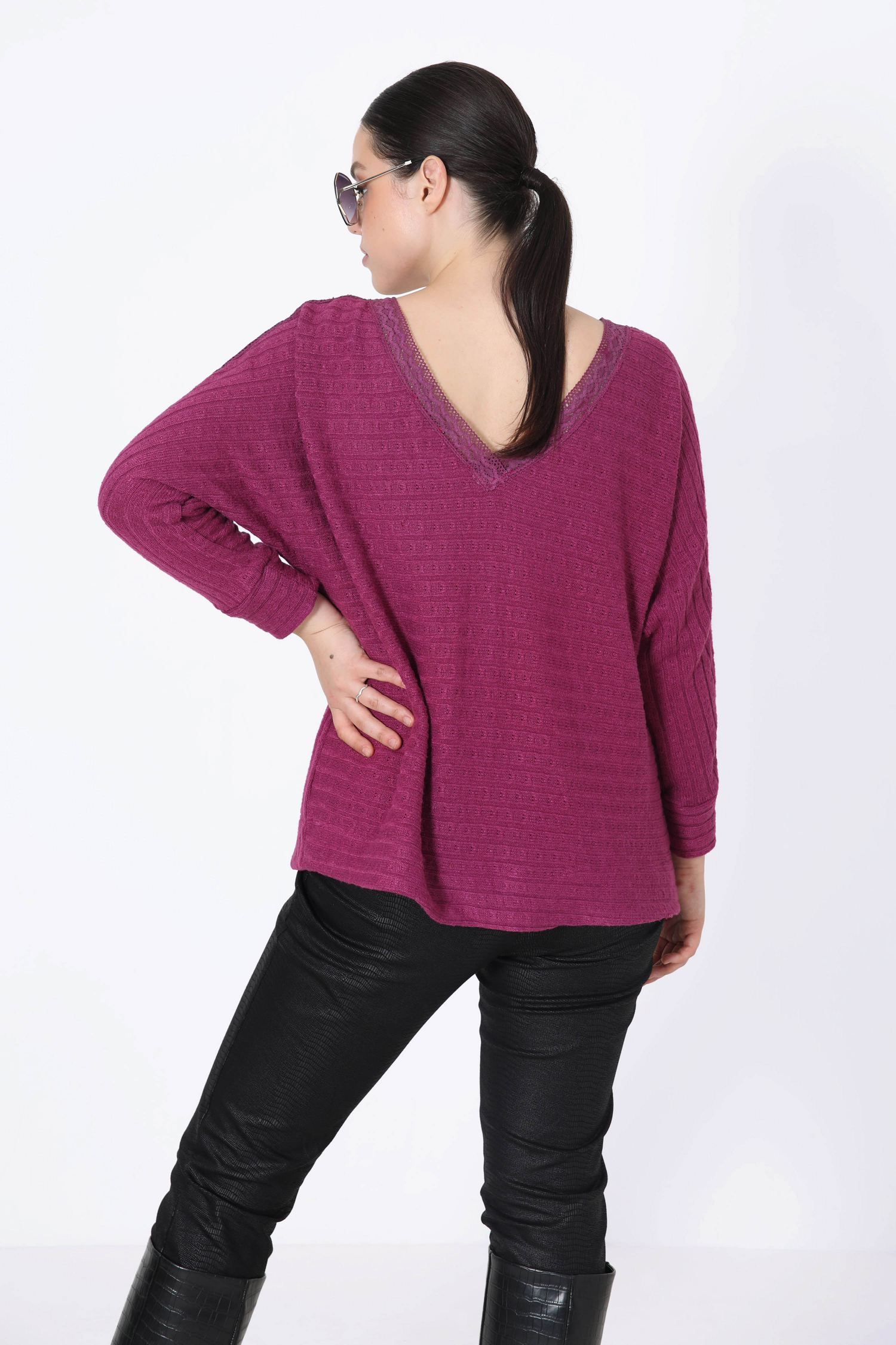 Cable-effect knit sweater with braid