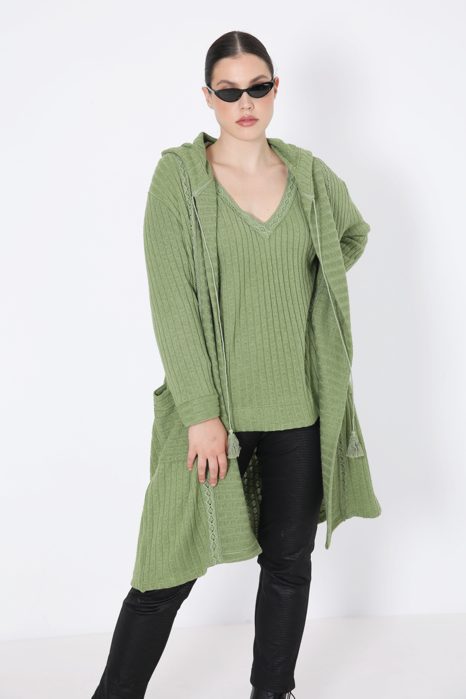 6/2 cable knit cardigan with hood