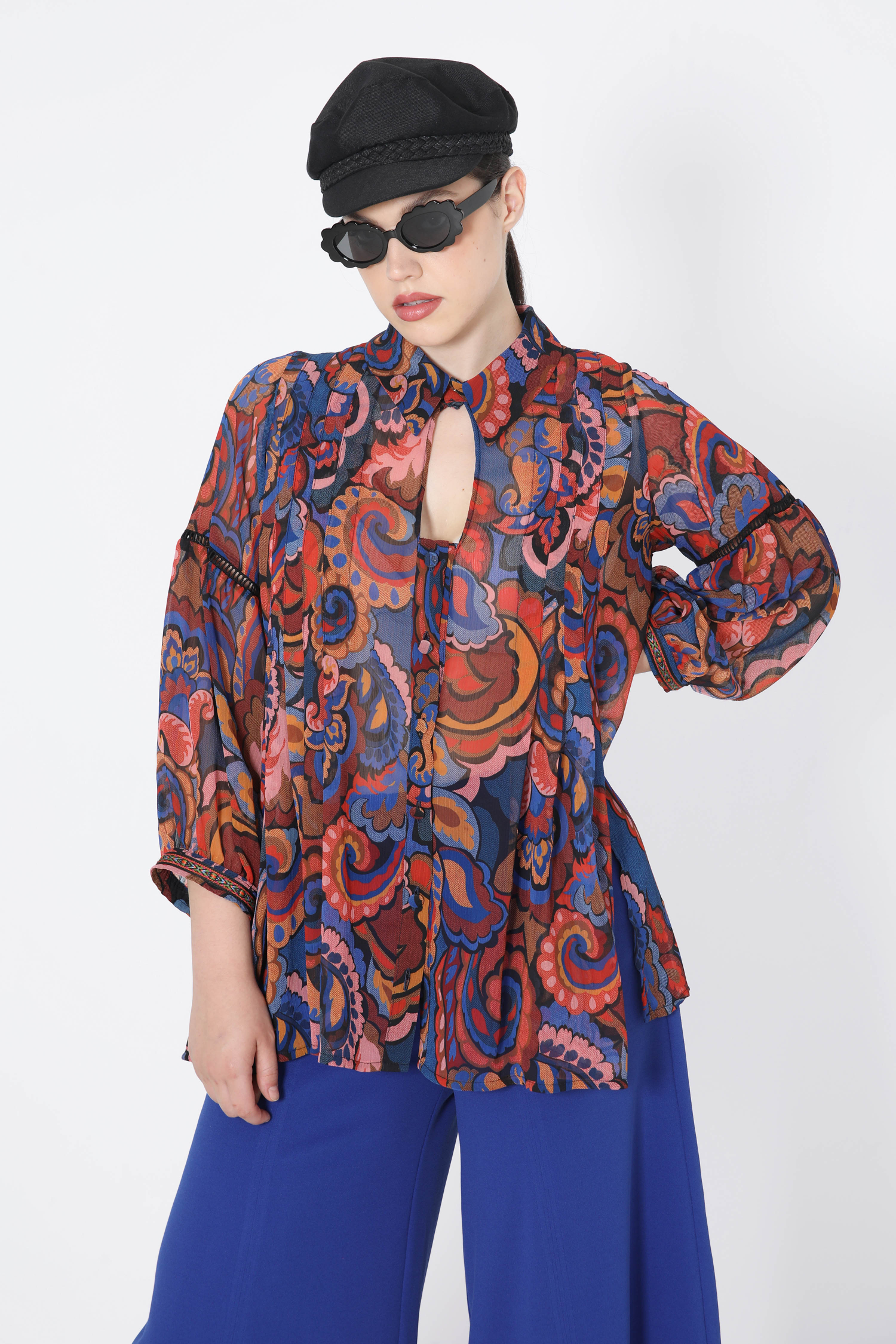 Printed voile shirt with flat pleats