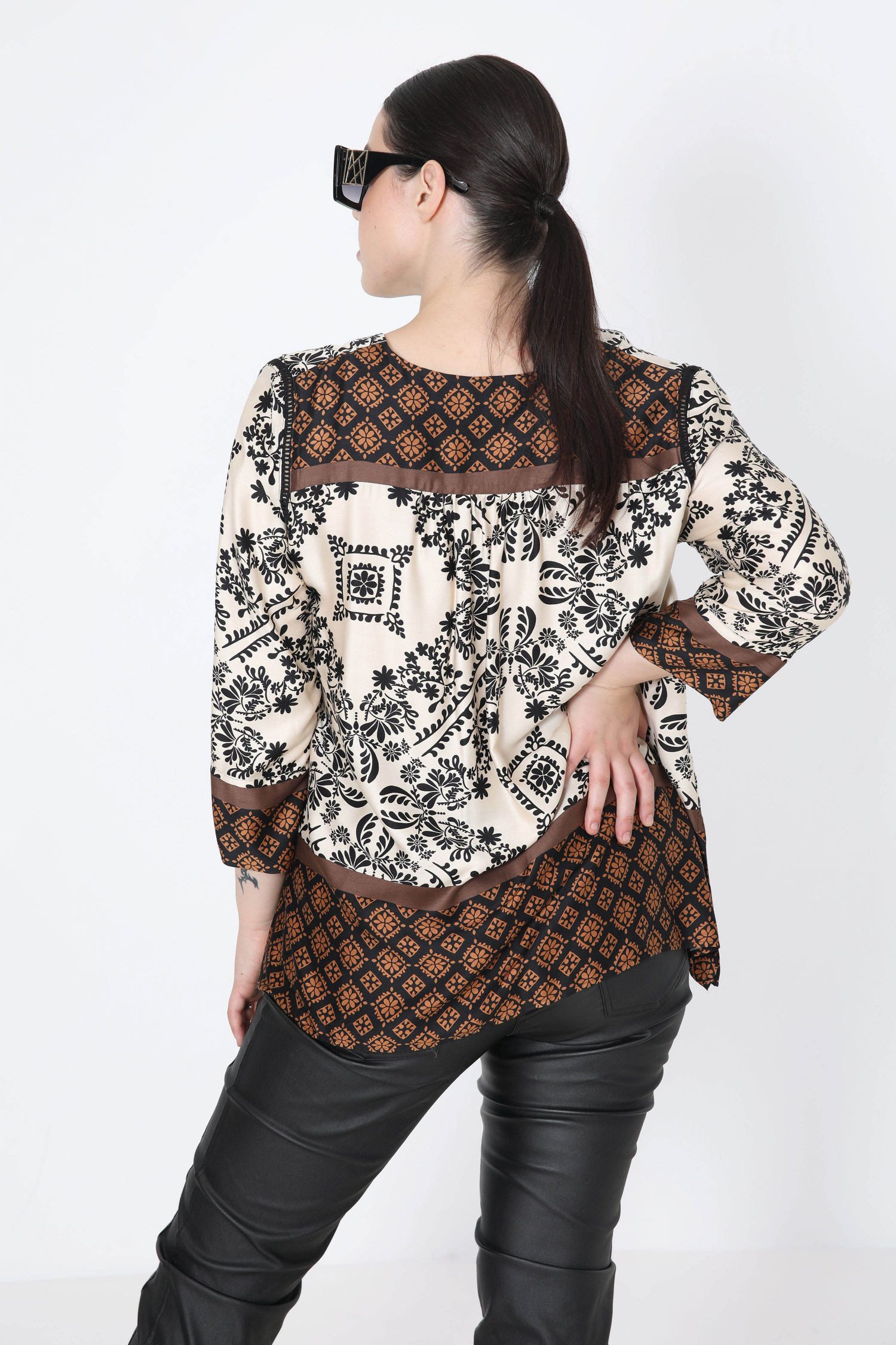 printed blouse with a satin effect base