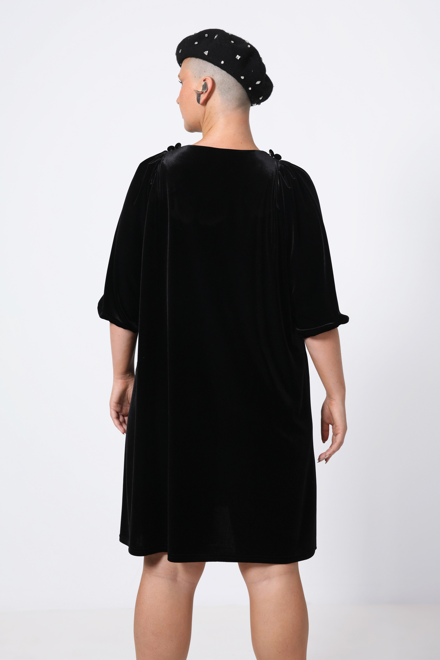 Plain velvet V-neck dress