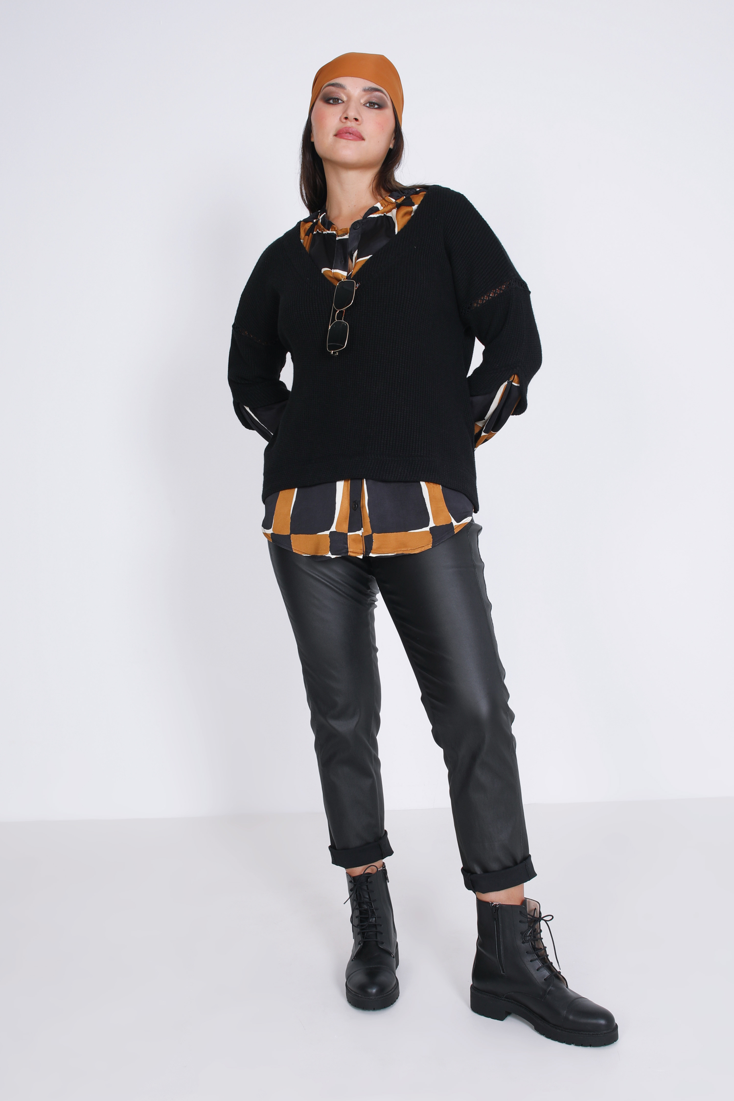 Pull en maille unie et viscose imprimé 