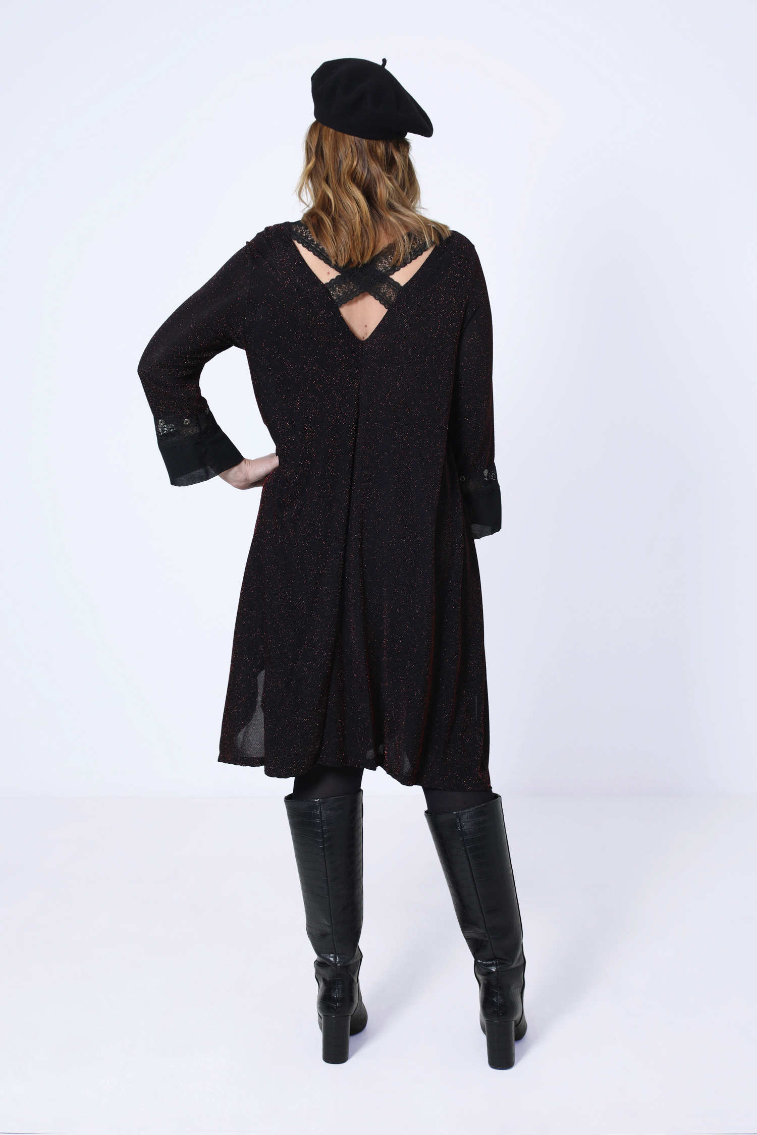 Robe trapèze en maille pailletée 