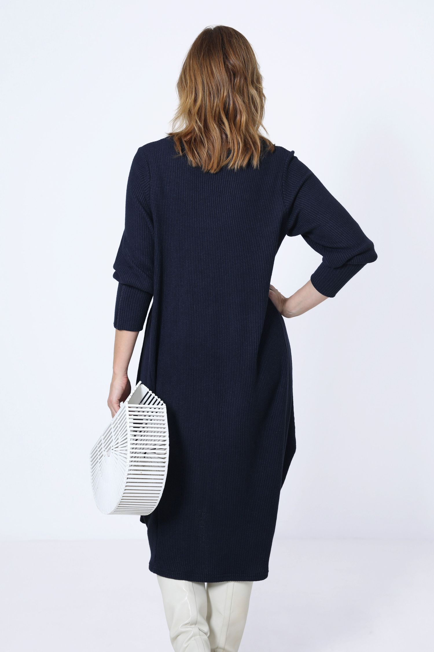 Long knit dress with V-neck