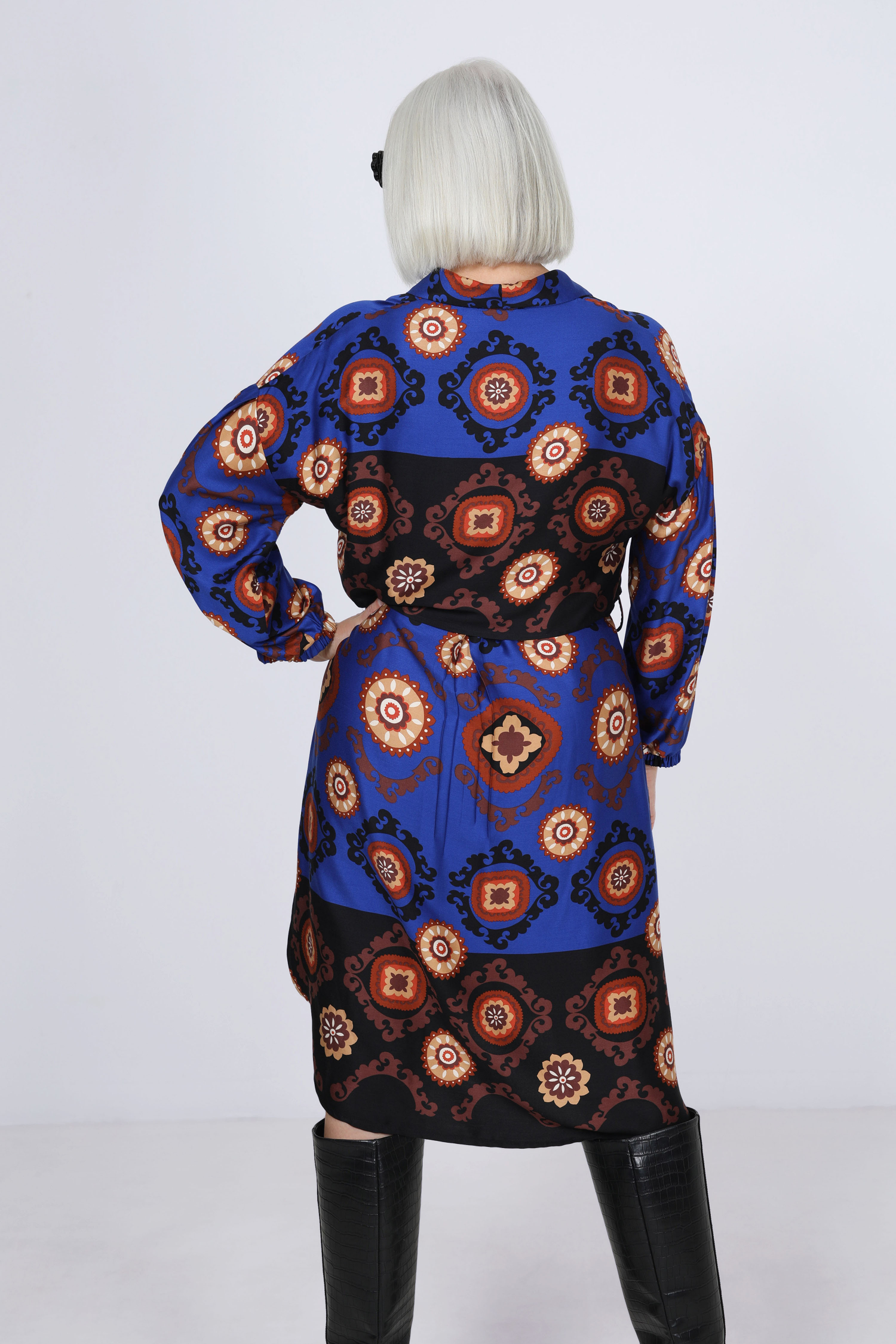 Shirt dress with base pattern.