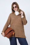 Plain knit sweater with hood