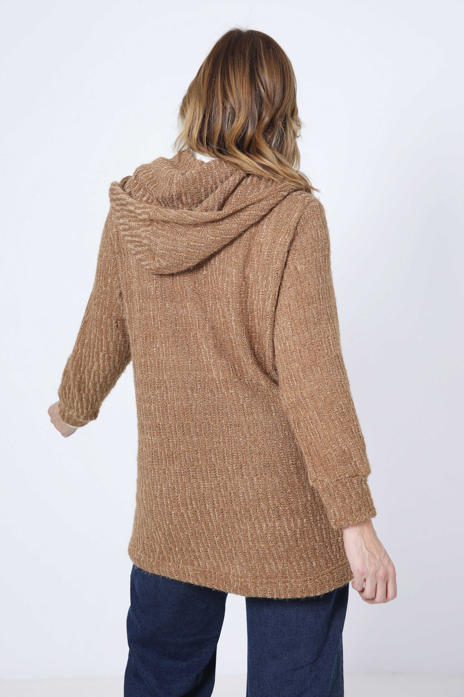 Plain knit sweater with hood