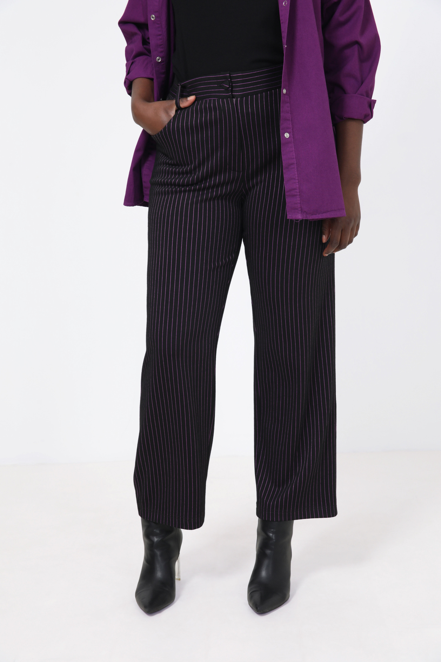 5-pocket trousers in striped knit