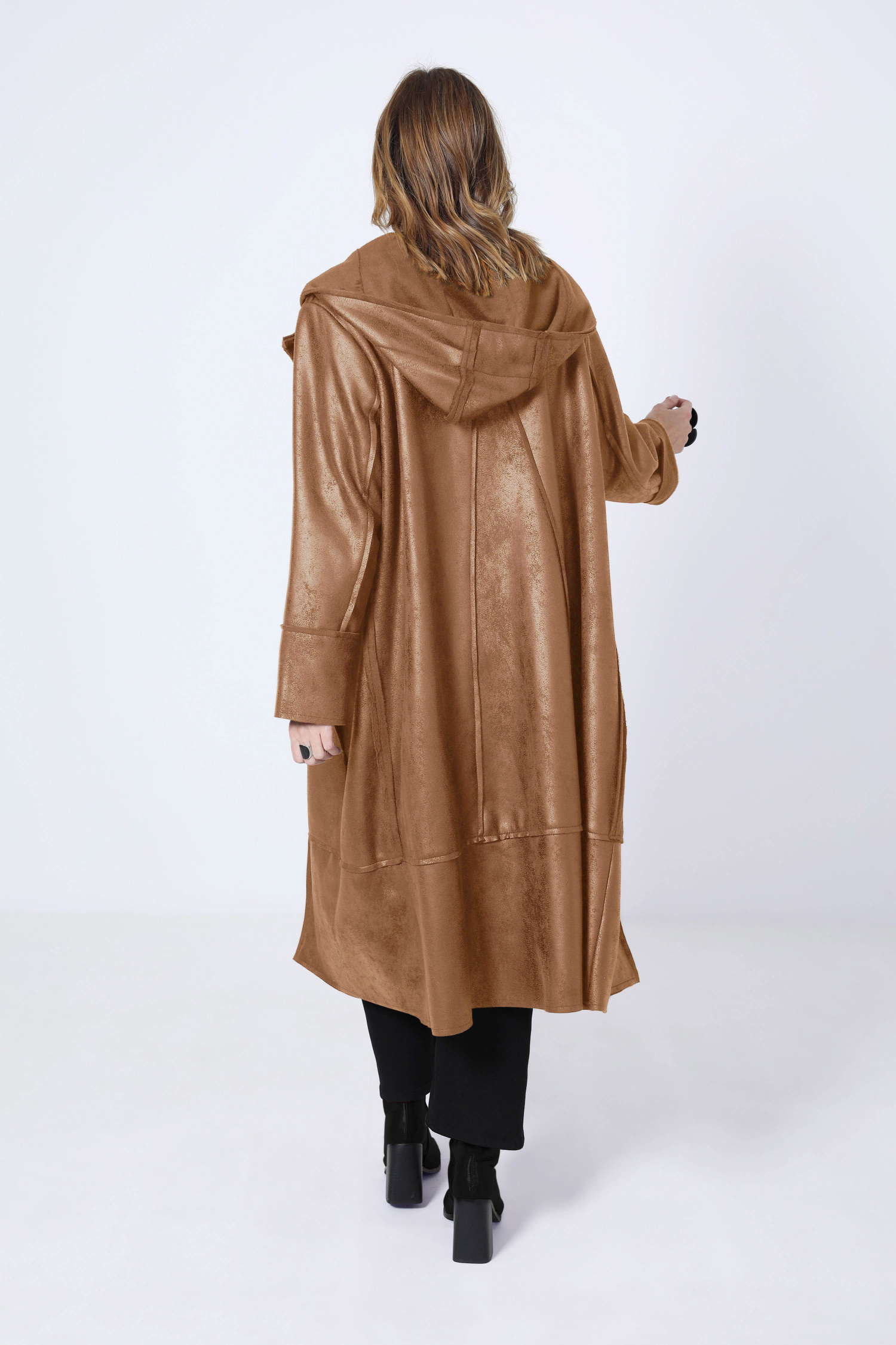 Long coat with shearling effect