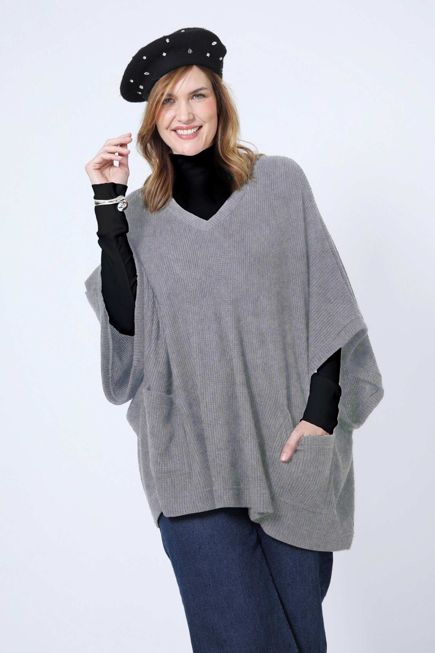 Honeycomb knit layered set with funnel neck sweater.