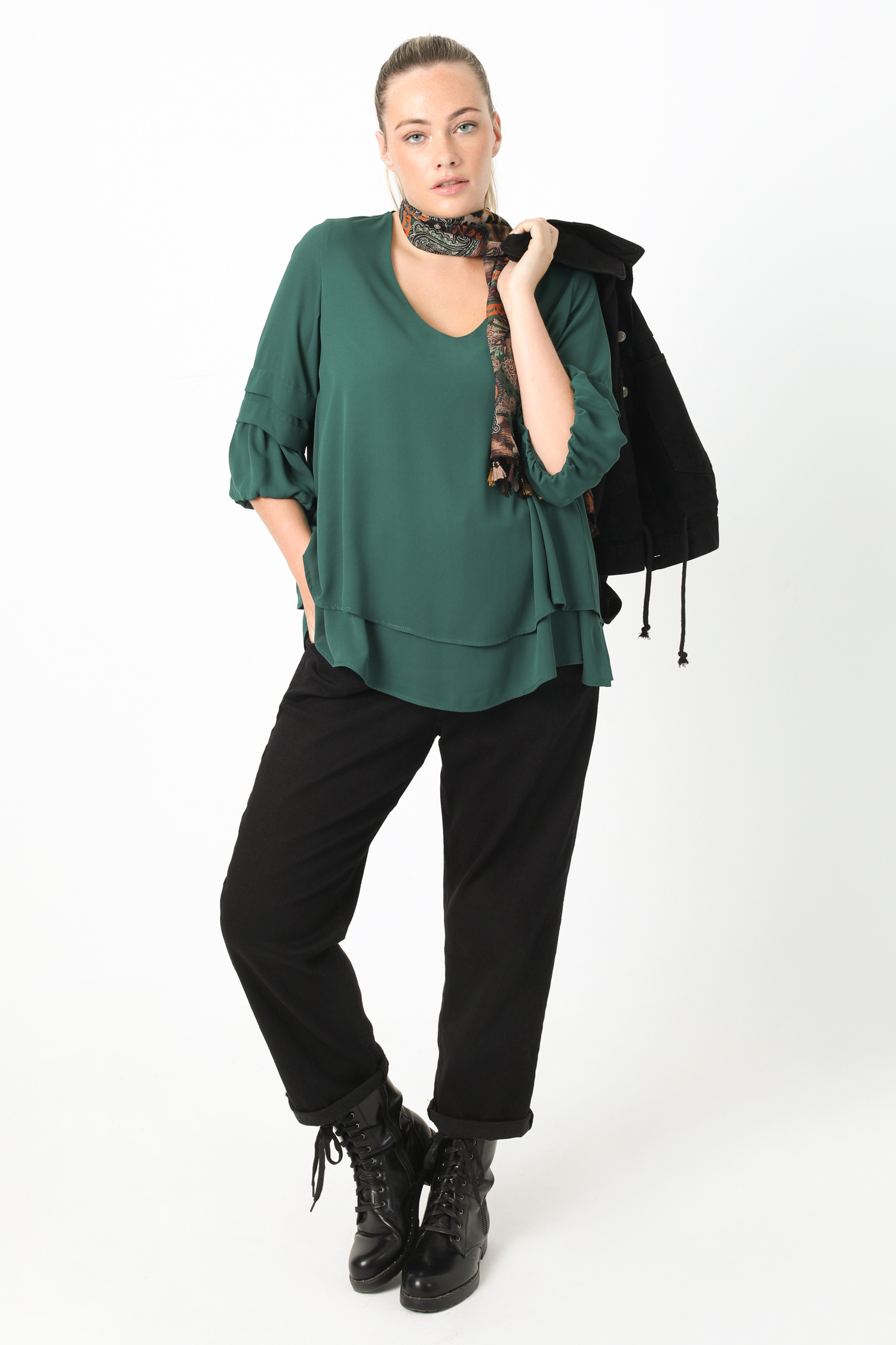 Blouse trapèze superposée en voile unie 