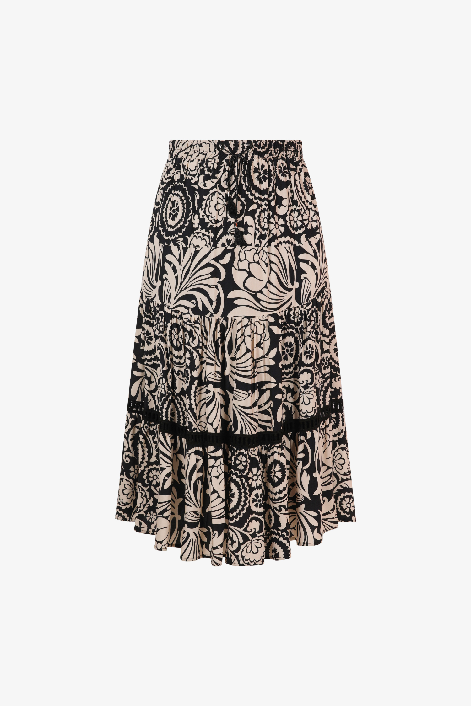Bohemian style skirt in print.