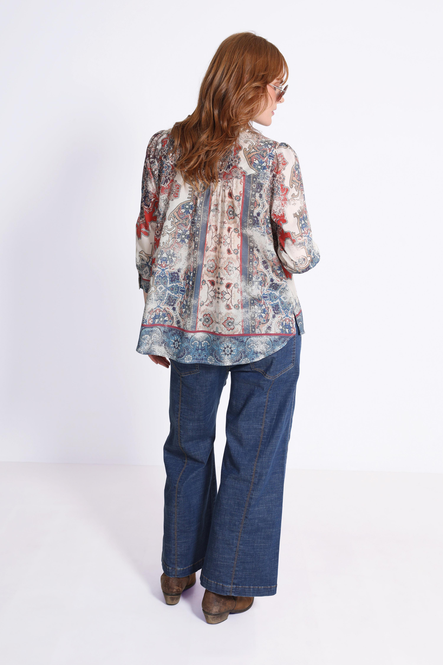 Blouse en imprimé fleur indigo