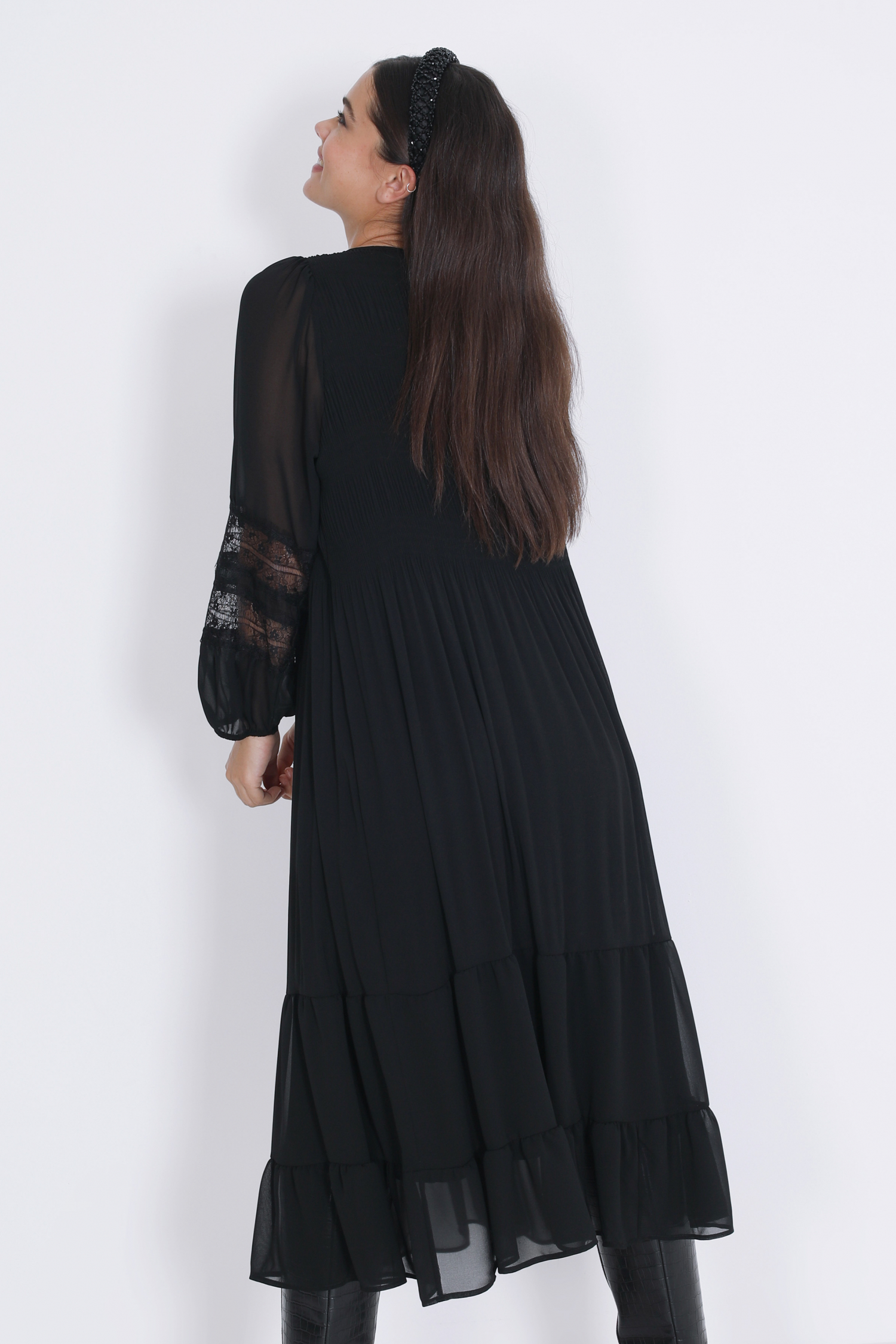 long pleated dress in plain voile with lace