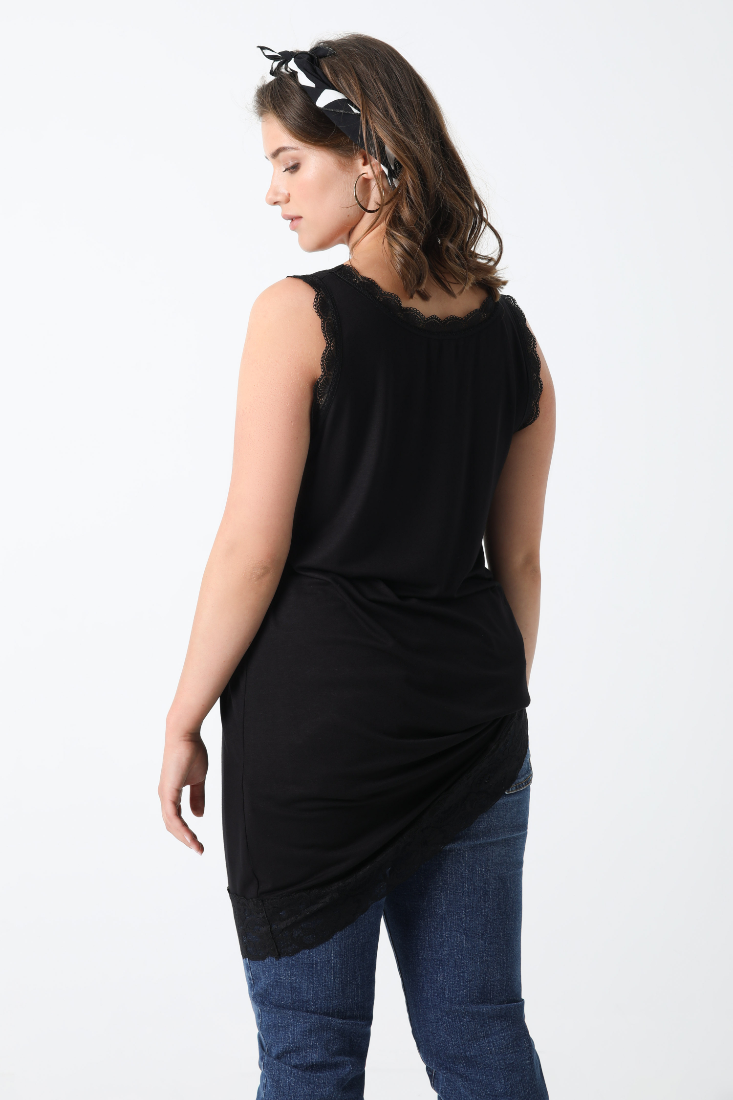 Débardeur long ourlet dentelle