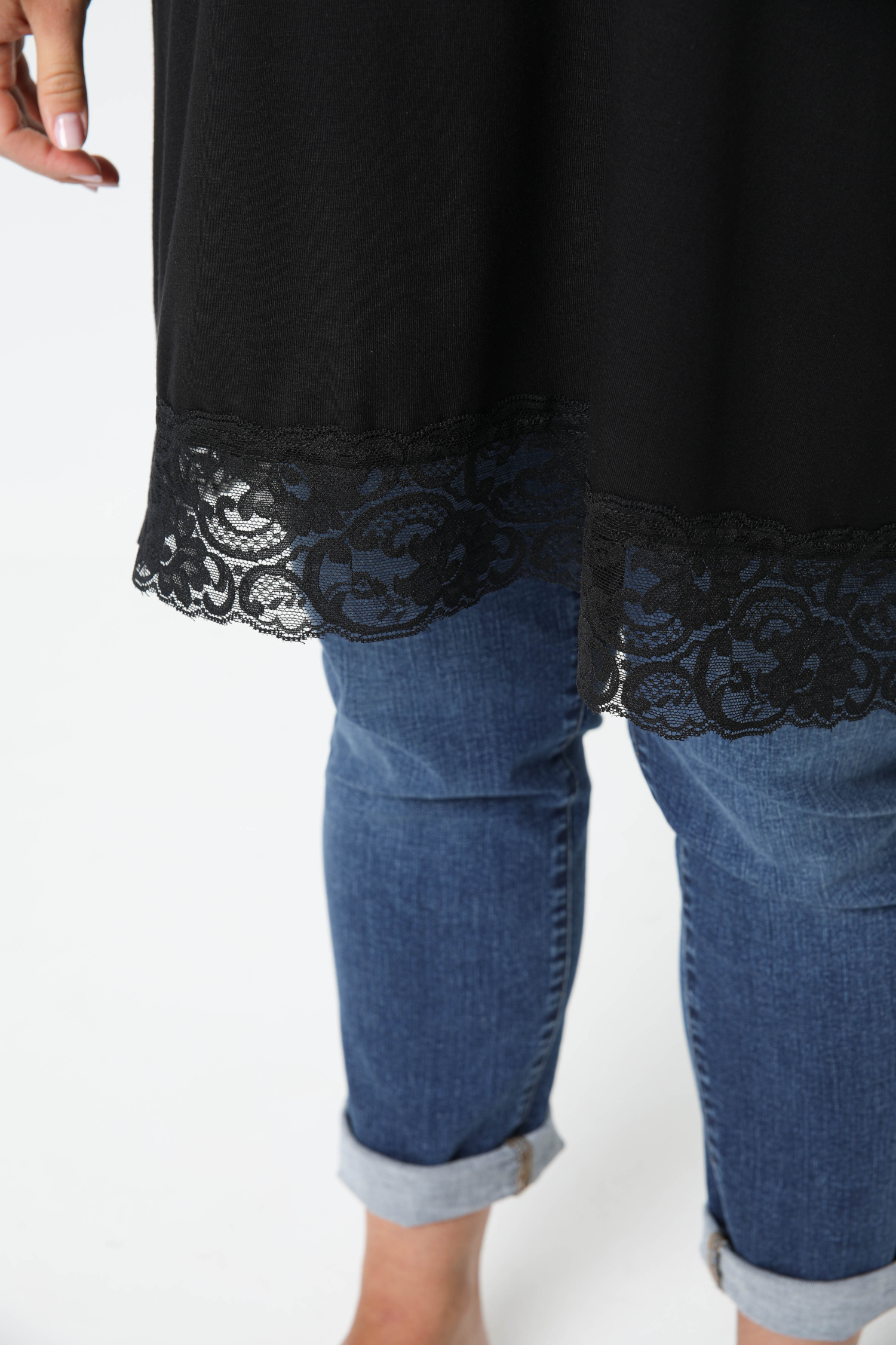 Débardeur long ourlet dentelle
