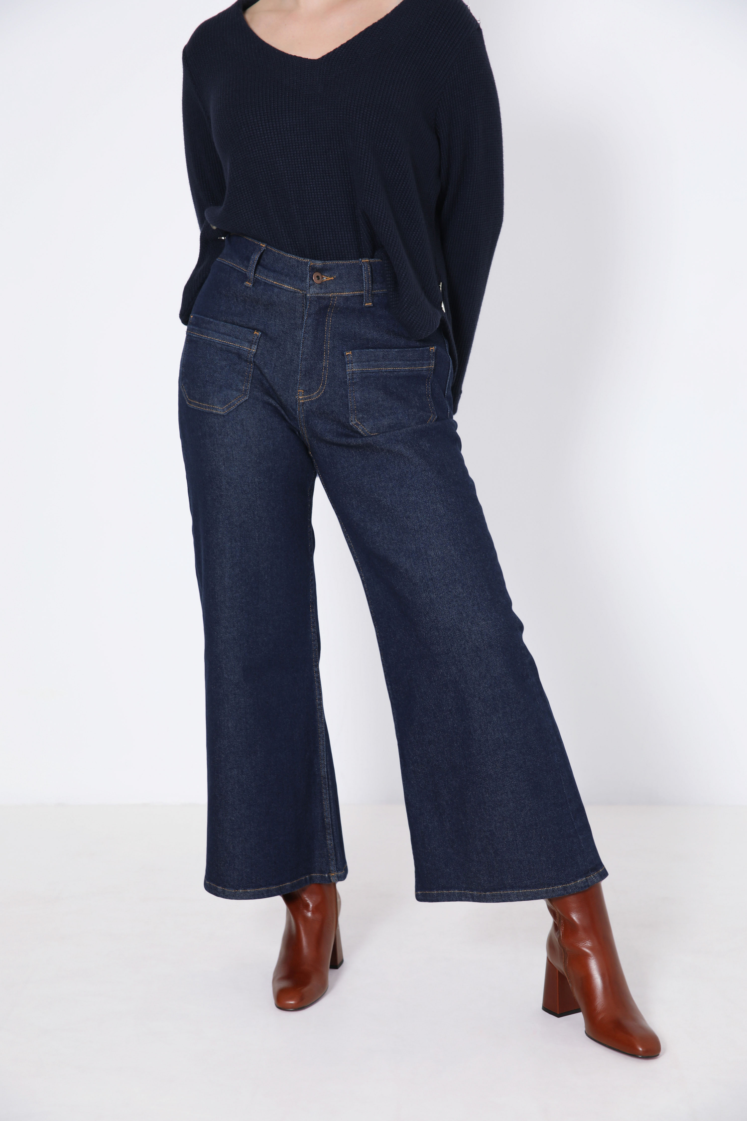 jeans brut de style évasé