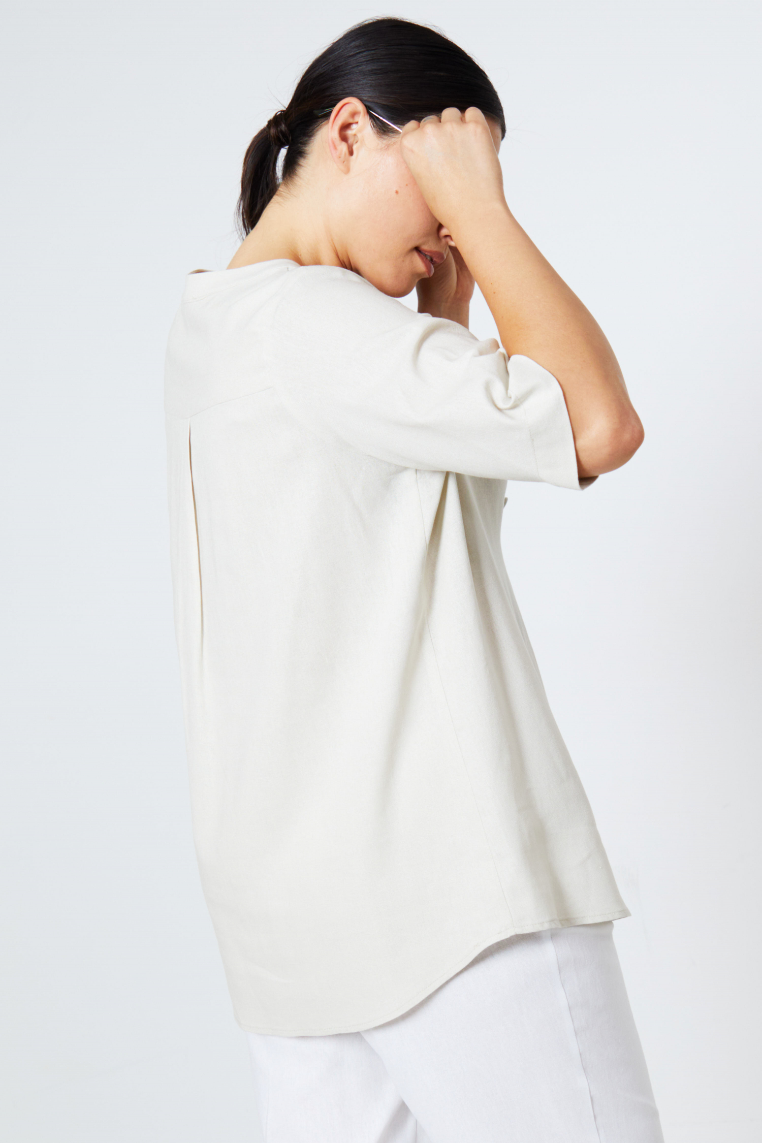 Plain linen blouse