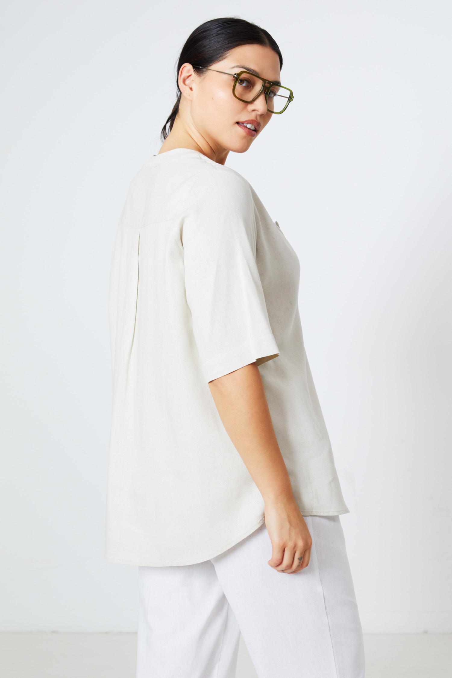 Plain linen blouse