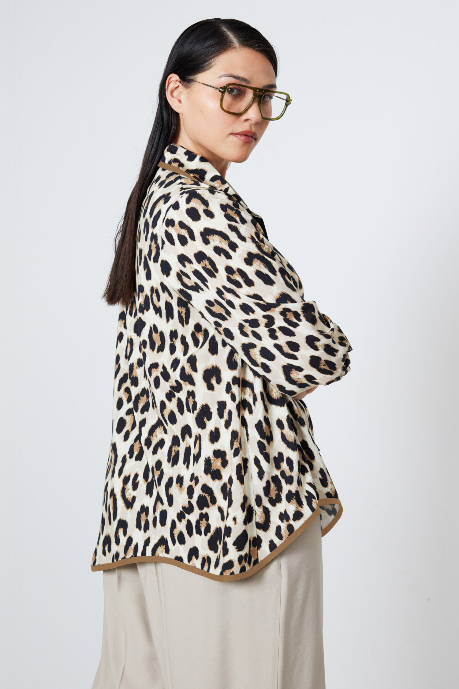 Asymmetrical shirt in panther print