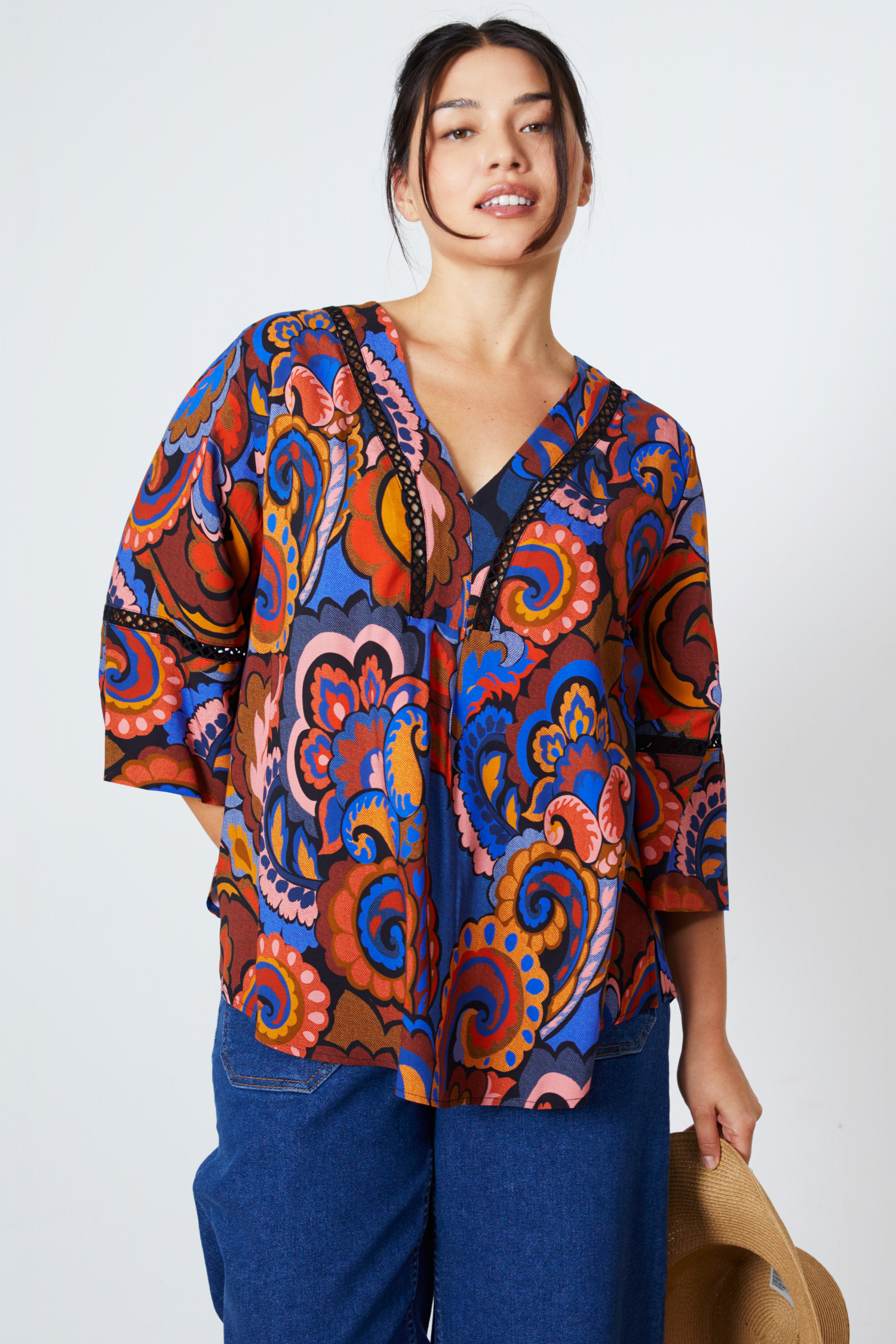 Blouse en imprimé avec galon aux manches