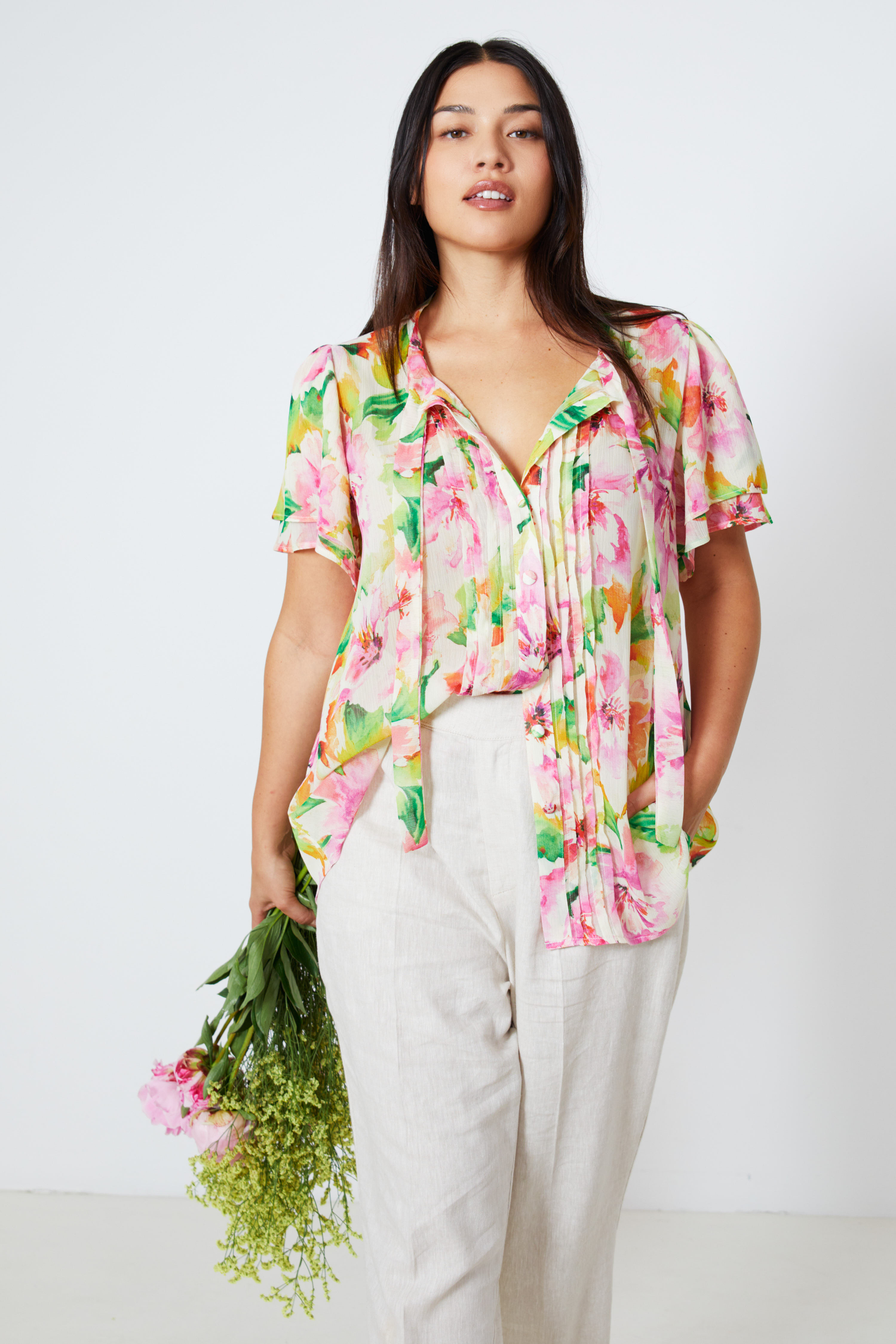 Shirt with flat pleats floral print