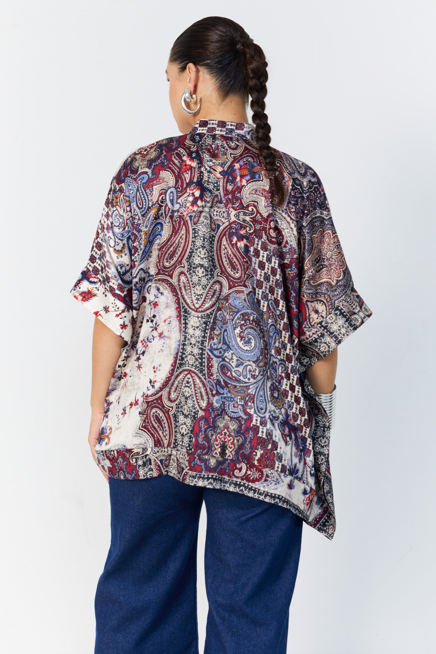 Oversized printed satin shirt in T