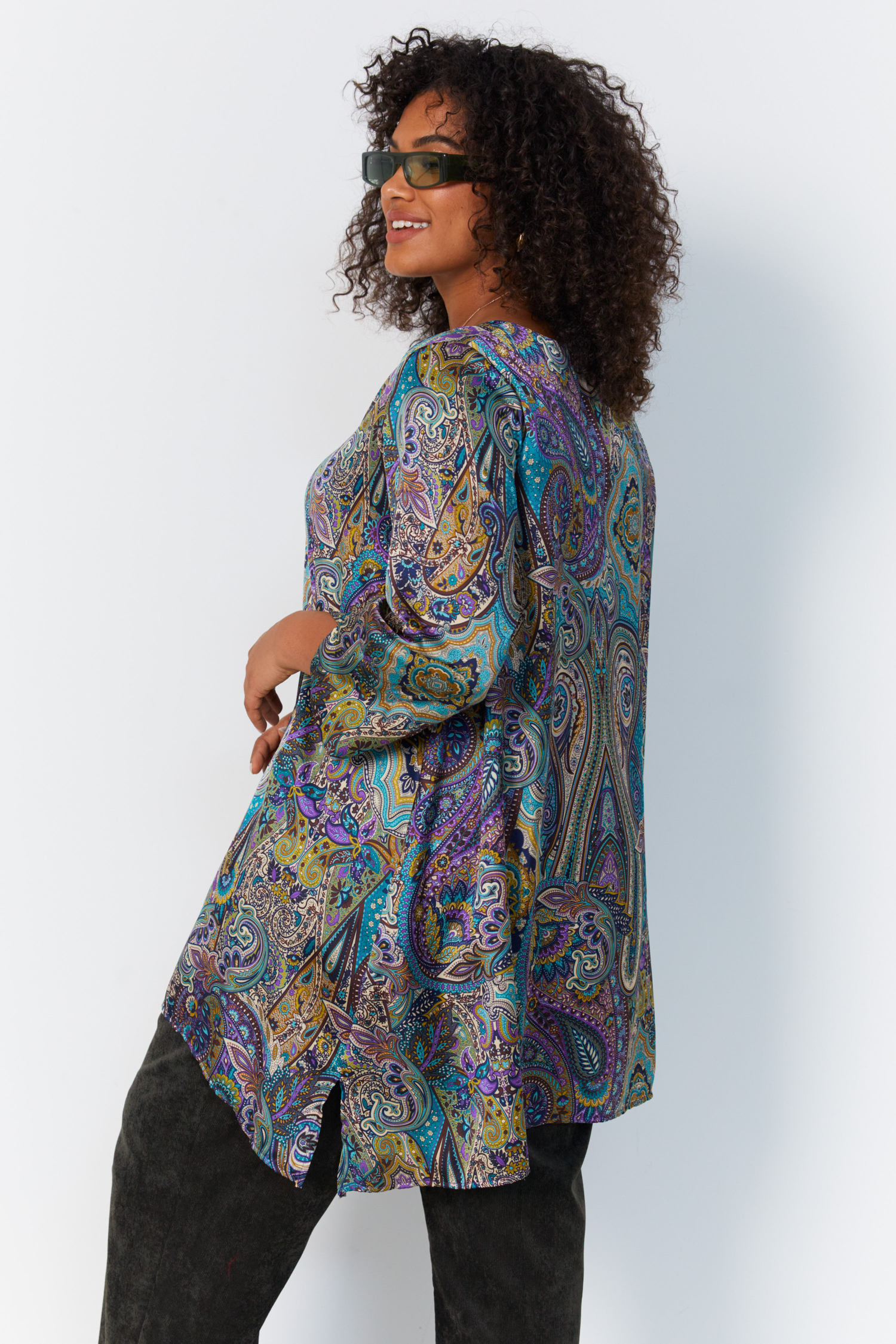 Tunic in satin effect print