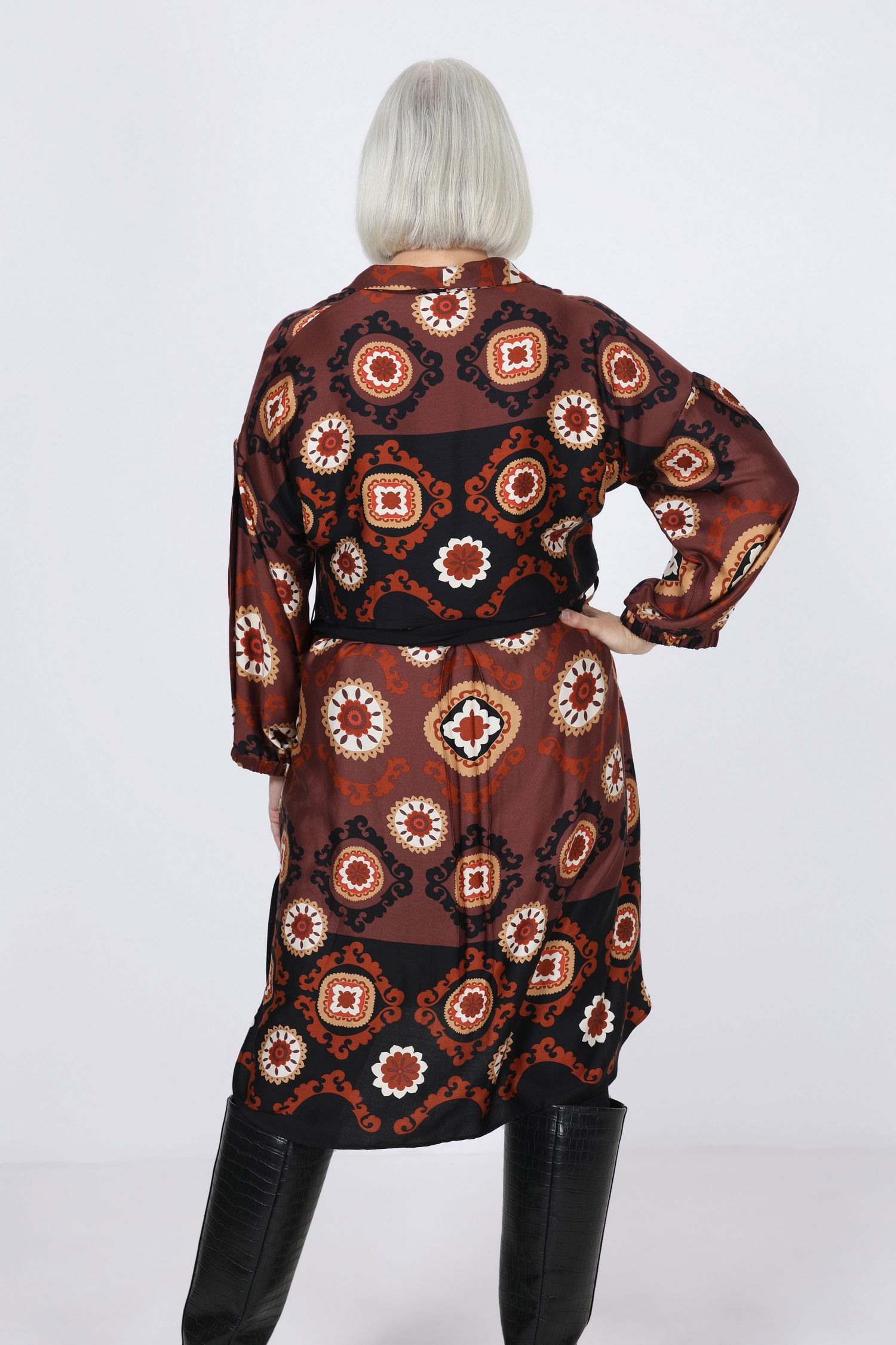 Shirt dress with base pattern.