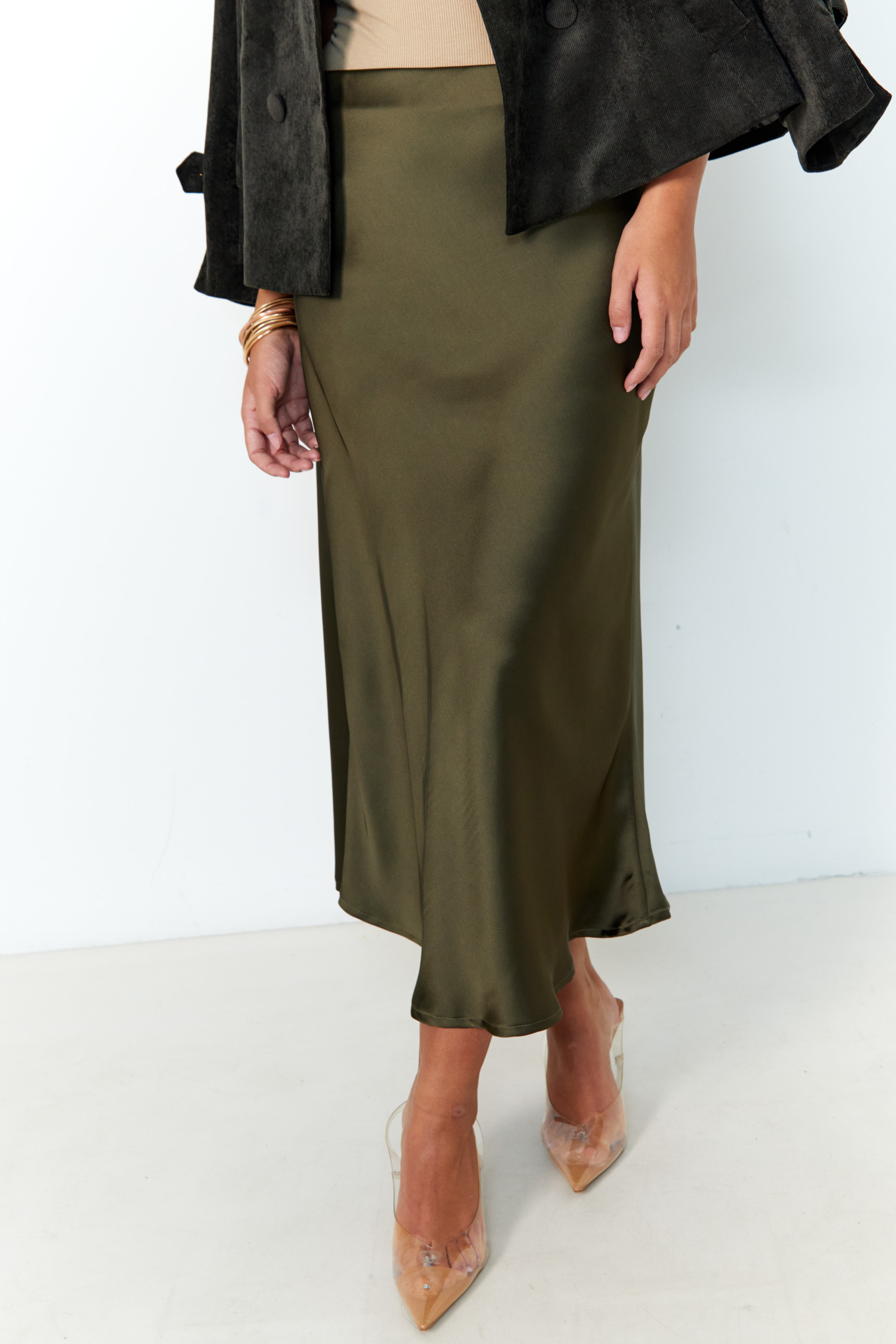 Long plain satin skirt