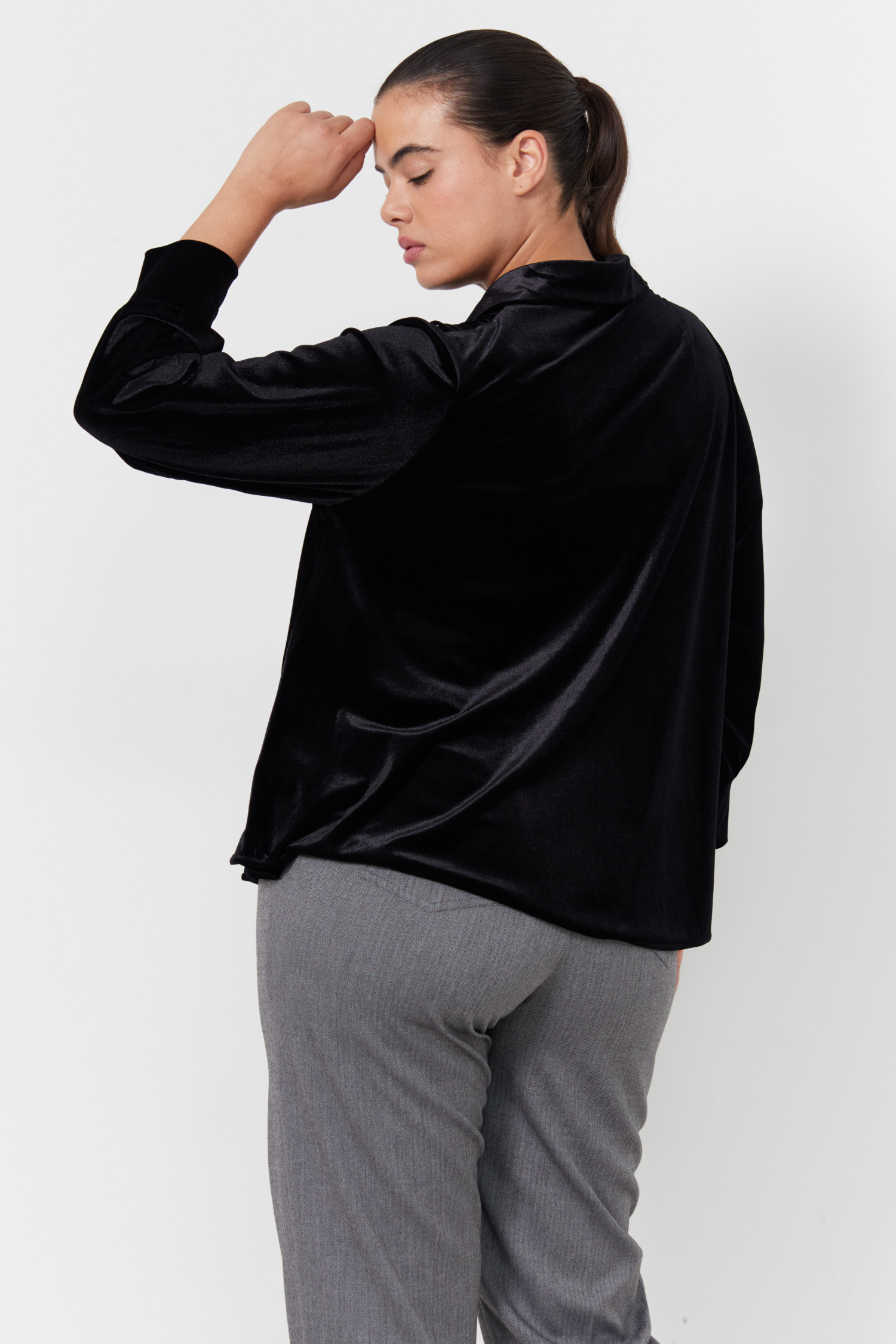 Smooth stretch velvet trapeze shirt