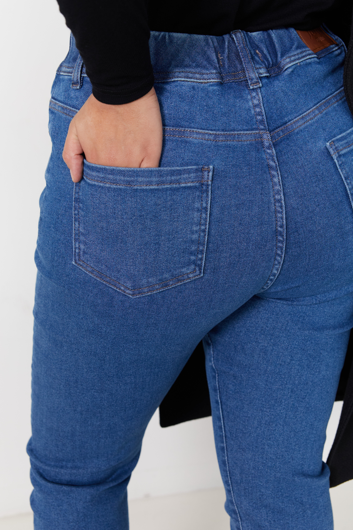 Jeans 7/8 avec zip au bas