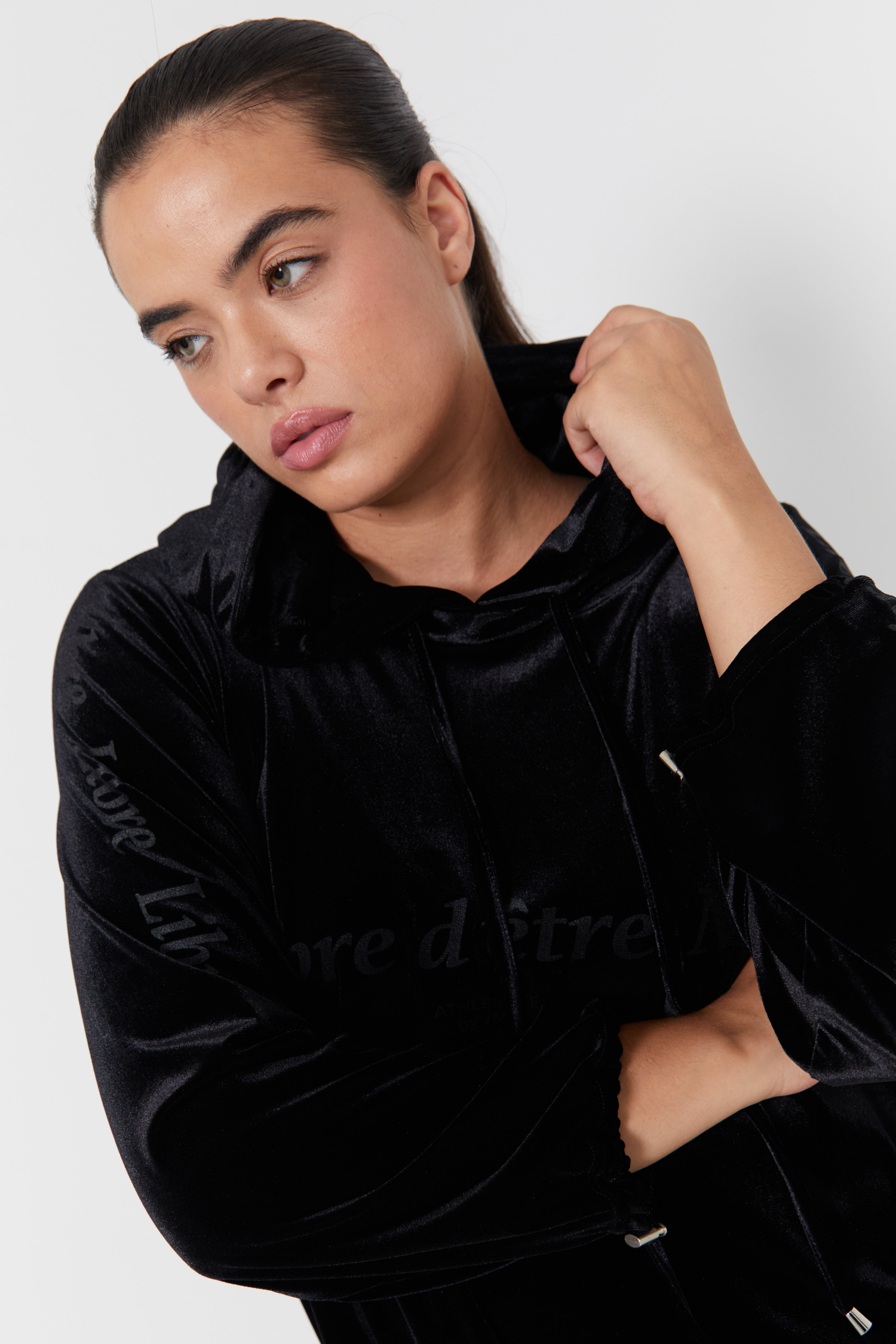 Sweat à capuche en velours stretch avec sérigraphie